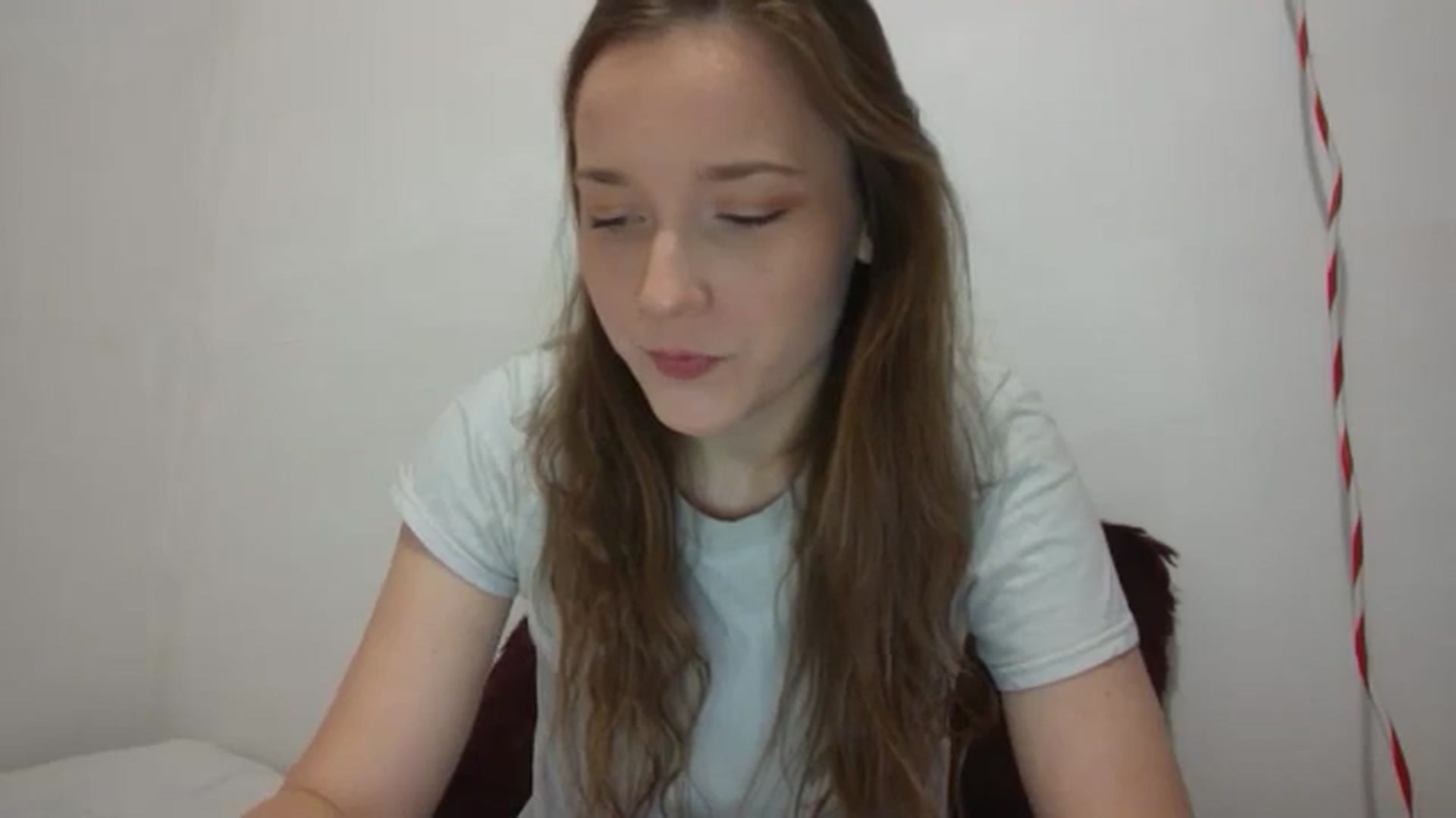 Gallery image thumbnail from hornyhippiexx's myfreecams stream on, 10/18/2024, 08:37 image 4 of 20
