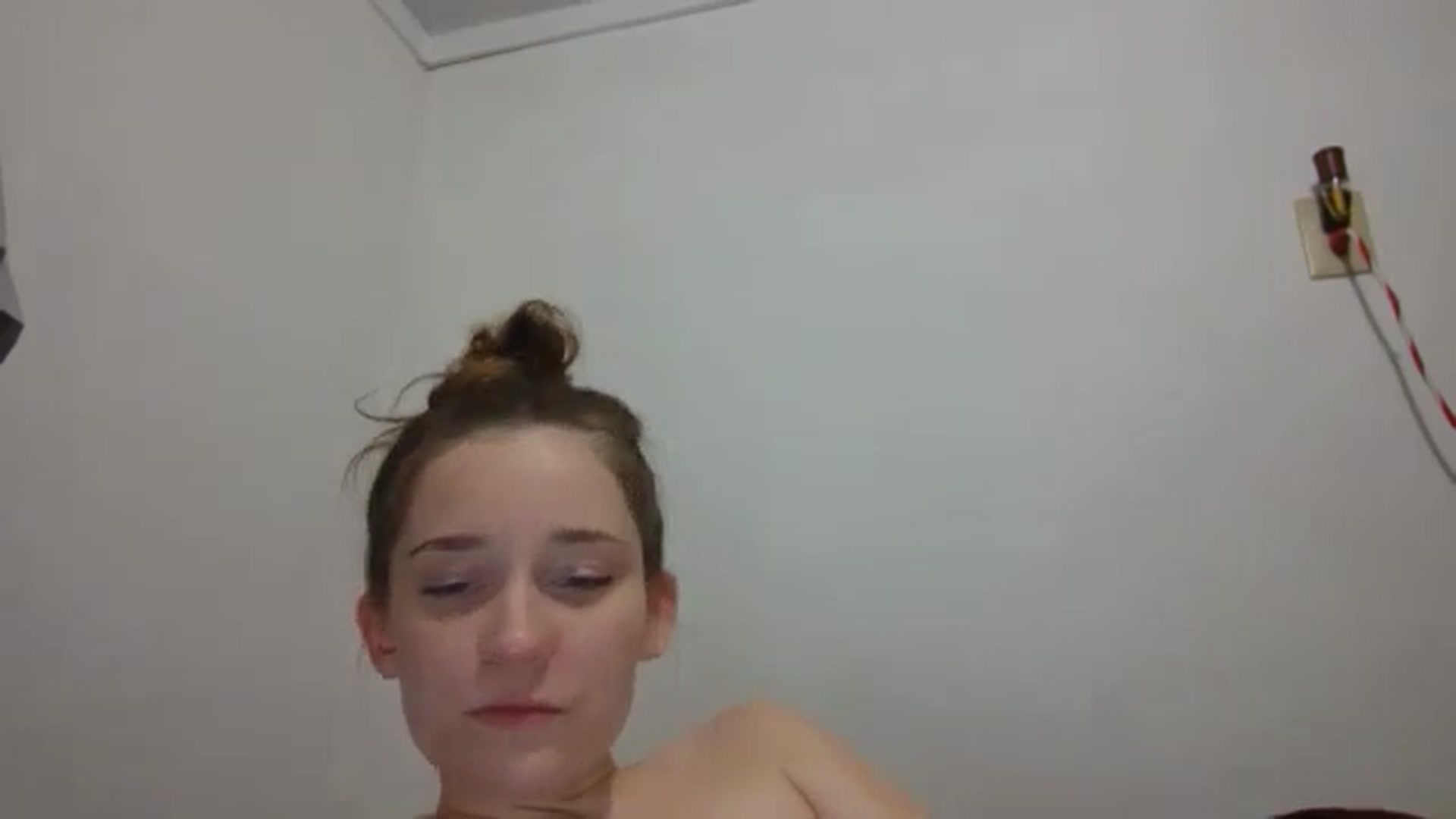 Gallery image thumbnail from hornyhippiexx's myfreecams stream on, 11/07/2024, 05:18 image 16 of 20