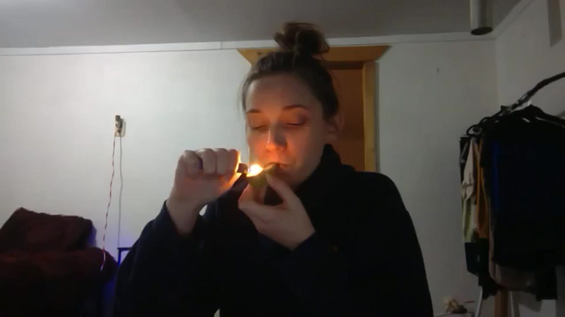Gallery image thumbnail from hornyhippiexx's myfreecams stream on, 11/16/2024, 08:49 image 5 of 20