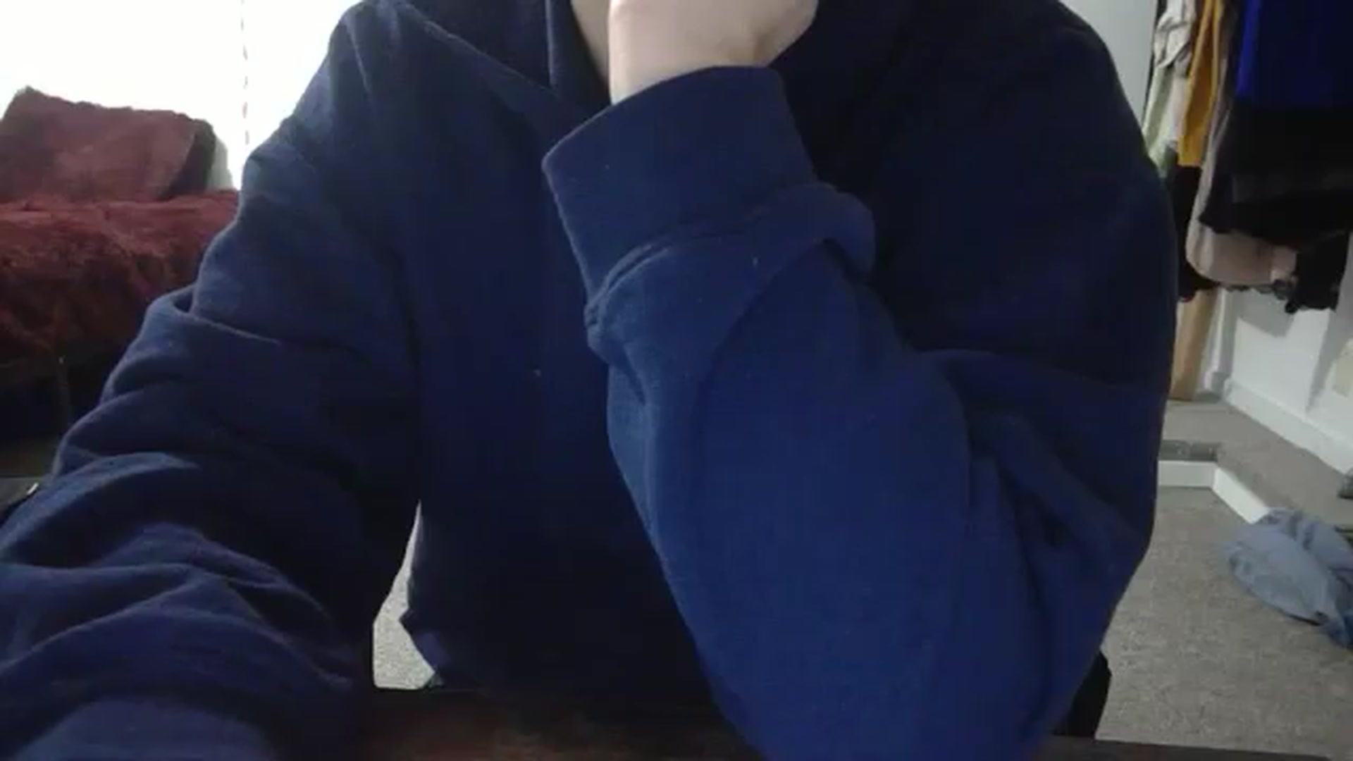 Gallery image thumbnail from hornyhippiexx's myfreecams stream on, 11/16/2024, 08:49 image 4 of 20