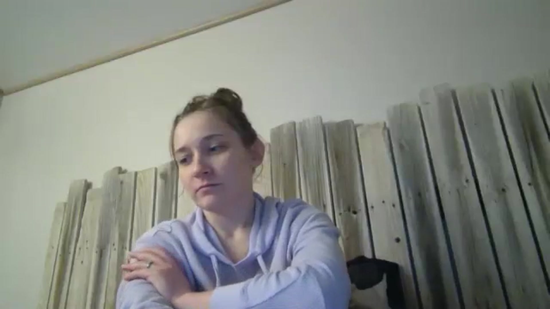 Gallery image thumbnail from hornyhippiexx's myfreecams stream on, 11/26/2024, 07:47 image 19 of 20