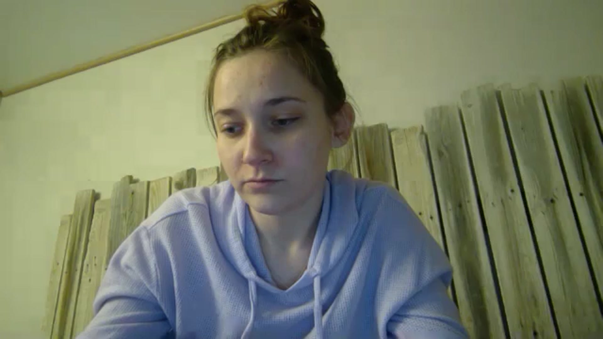 Gallery image thumbnail from hornyhippiexx's myfreecams stream on, 11/26/2024, 07:47 image 20 of 20