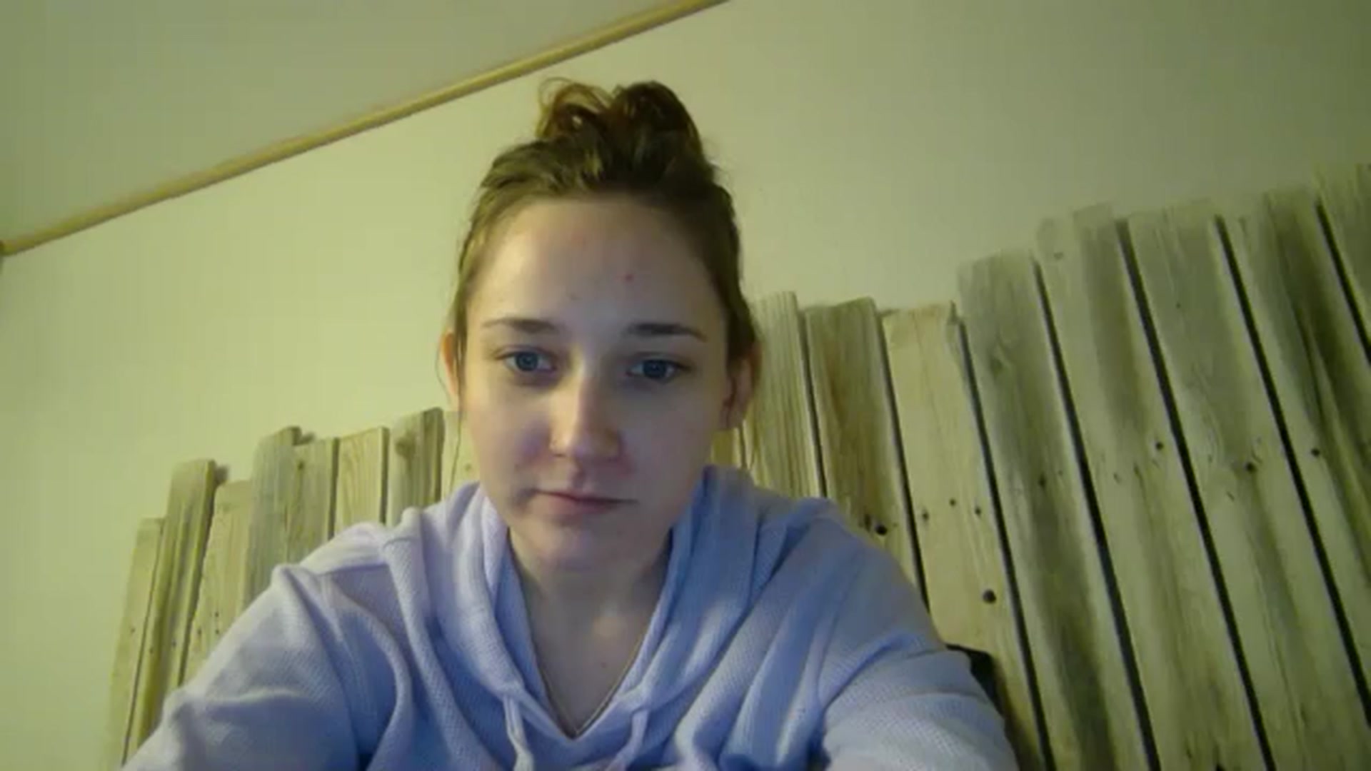 Gallery image thumbnail from hornyhippiexx's myfreecams stream on, 11/26/2024, 07:47 image 5 of 20