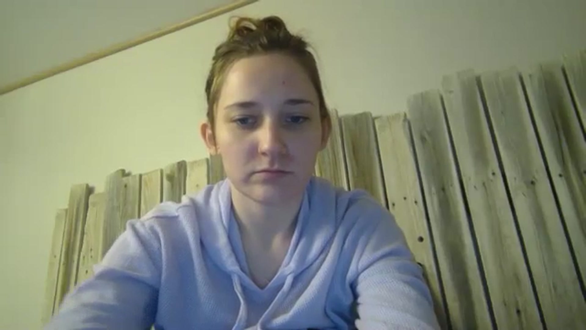 Gallery image thumbnail from hornyhippiexx's myfreecams stream on, 11/26/2024, 07:47 image 7 of 20
