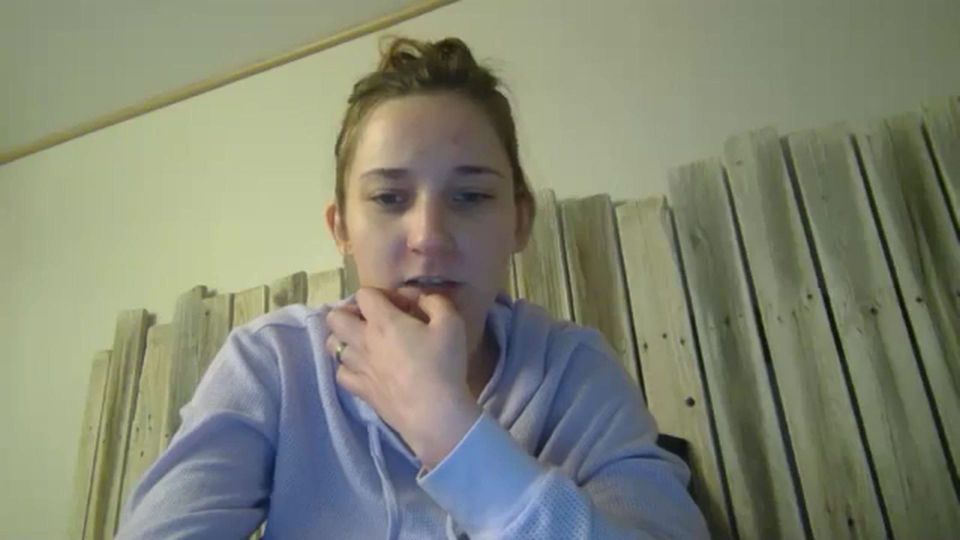 Gallery image thumbnail from hornyhippiexx's myfreecams stream on, 11/26/2024, 07:47 image 10 of 20