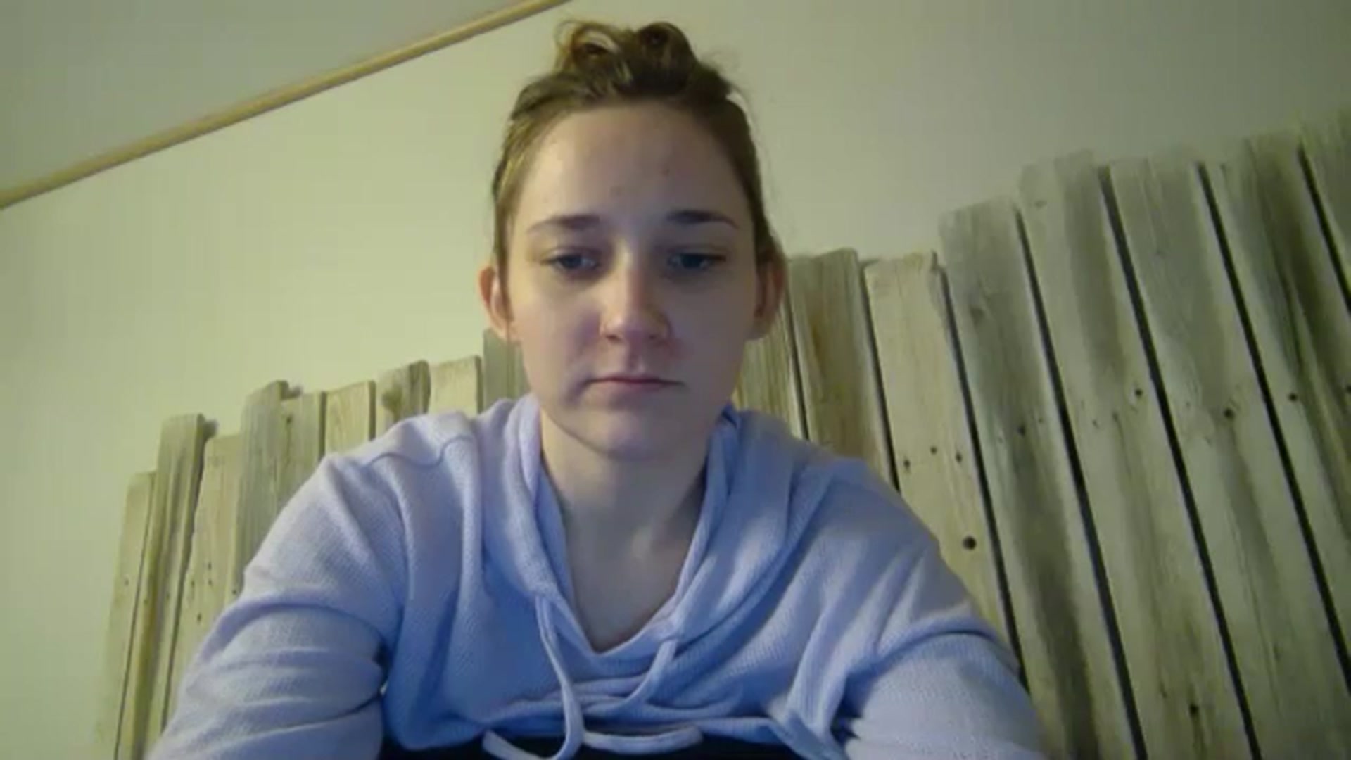 Gallery image thumbnail from hornyhippiexx's myfreecams stream on, 11/26/2024, 07:47 image 12 of 20