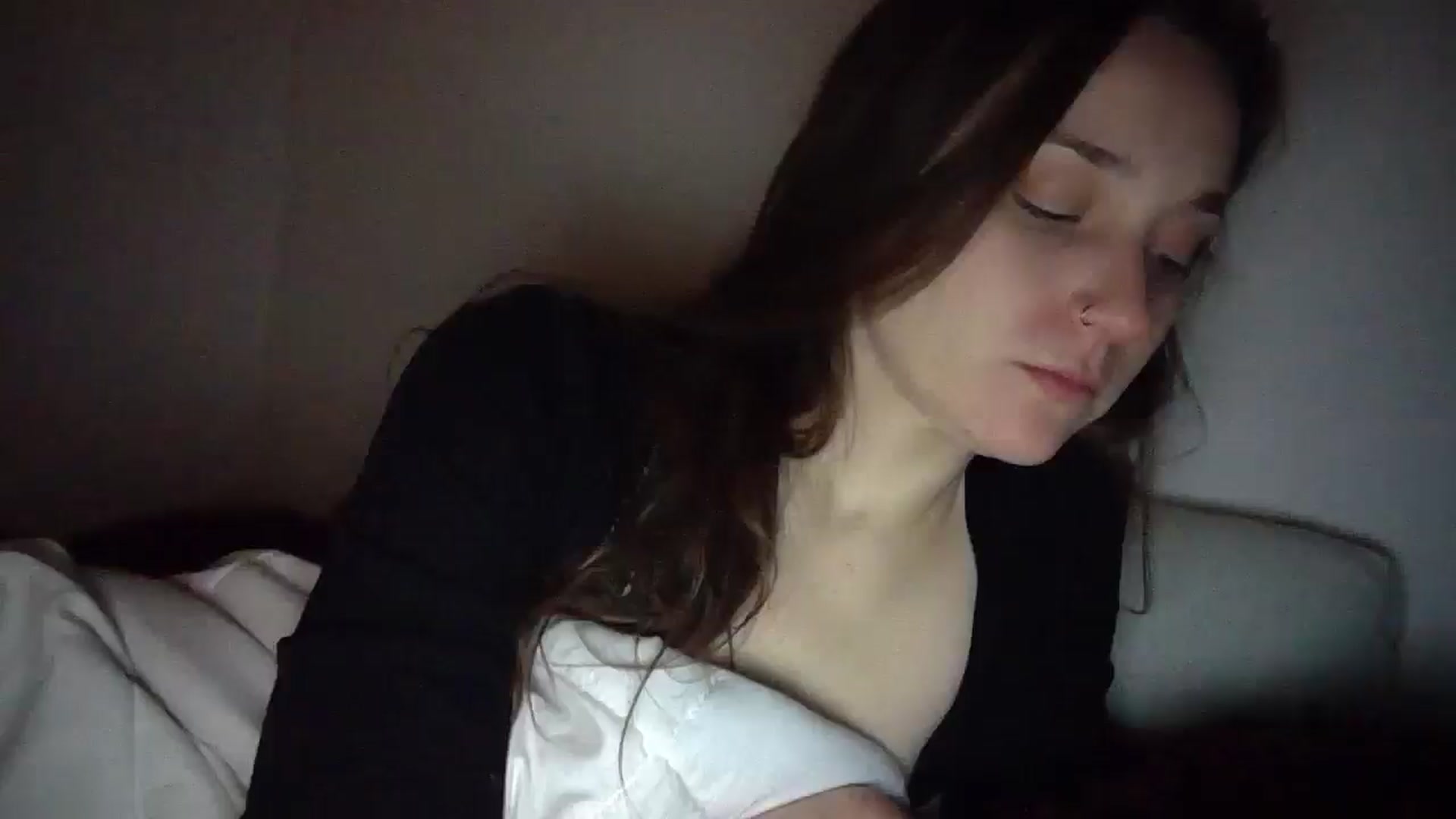 Gallery image thumbnail from hornyhippiexx's myfreecams stream on, 01/01/2025, 15:33 image 1 of 20