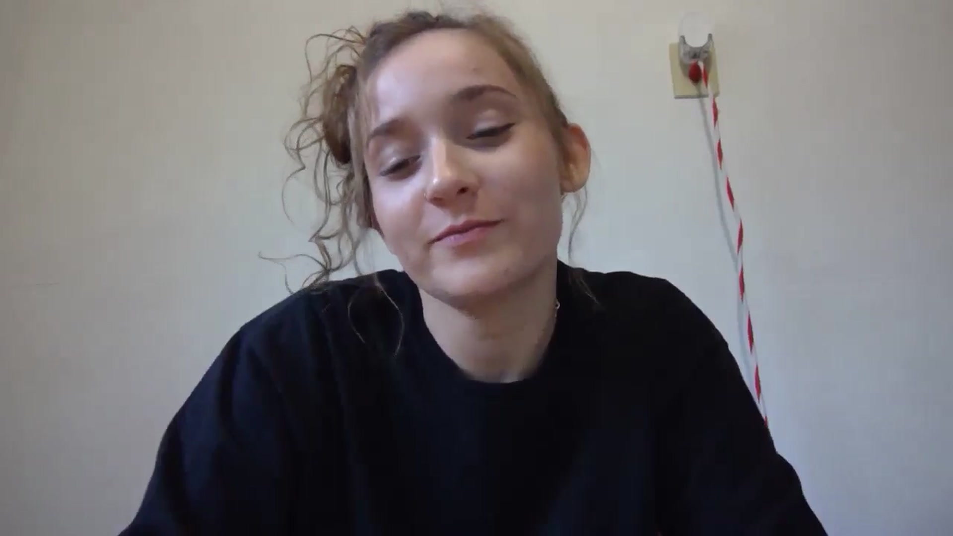 Gallery image thumbnail from hornyhippiexx's myfreecams stream on, 04/14/2025, 05:05 image 14 of 20