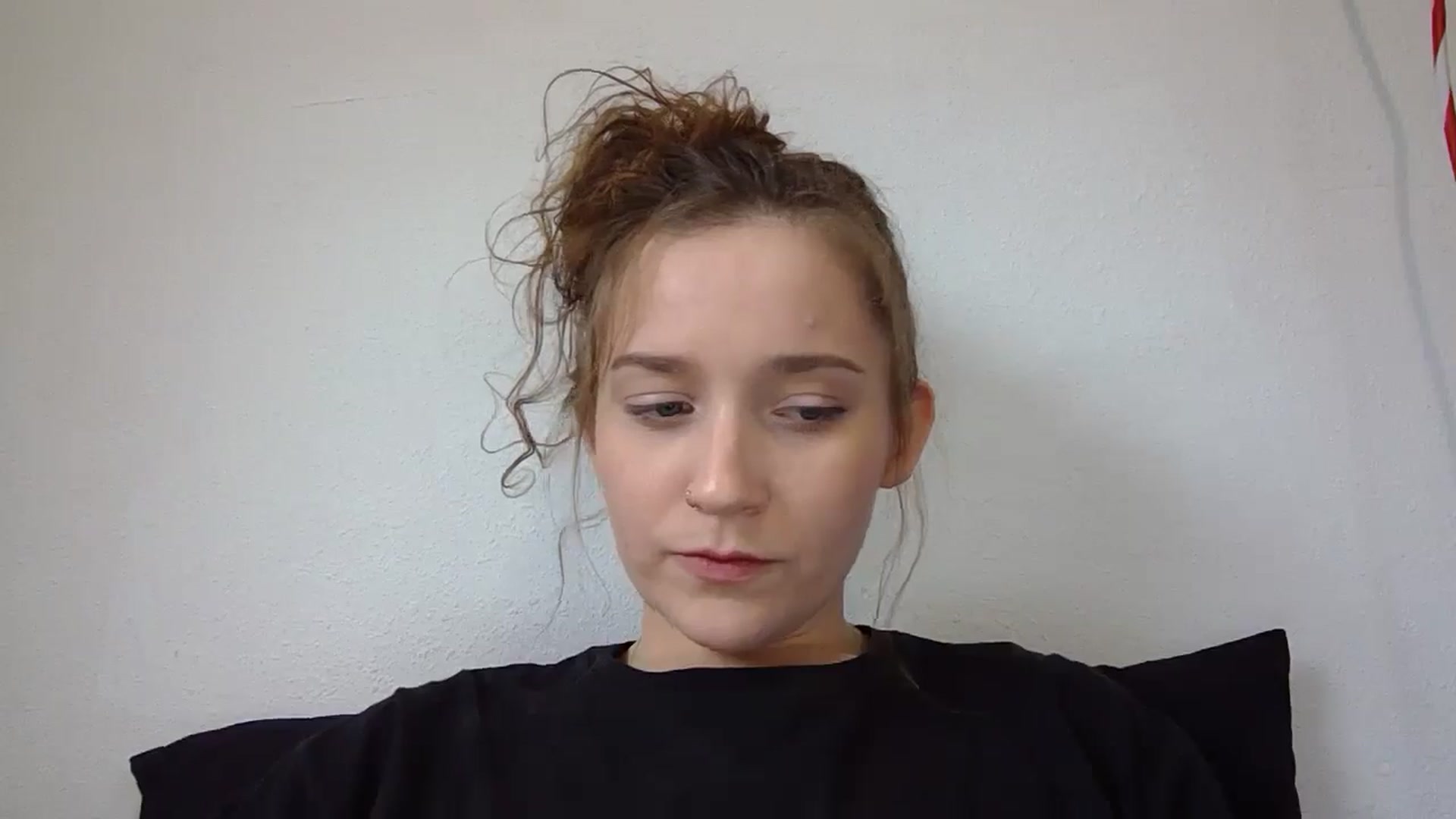 Gallery image thumbnail from hornyhippiexx's myfreecams stream on, 04/14/2025, 05:05 image 4 of 20