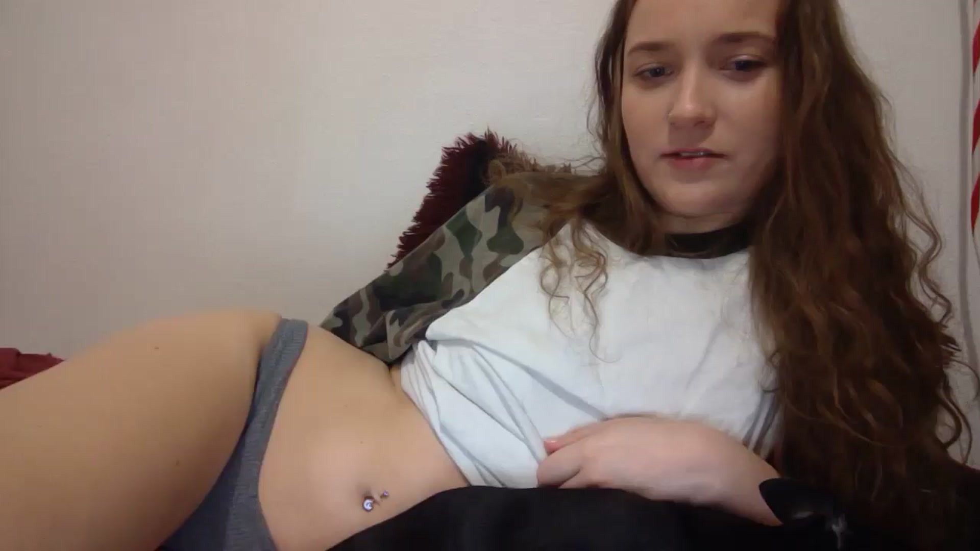 Gallery image thumbnail from hornyhippiexx's myfreecams stream on, 04/24/2025, 08:39 image 1 of 20