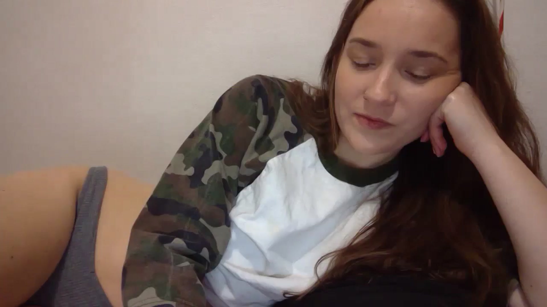 Gallery image thumbnail from hornyhippiexx's myfreecams stream on, 04/24/2025, 08:39 image 10 of 20