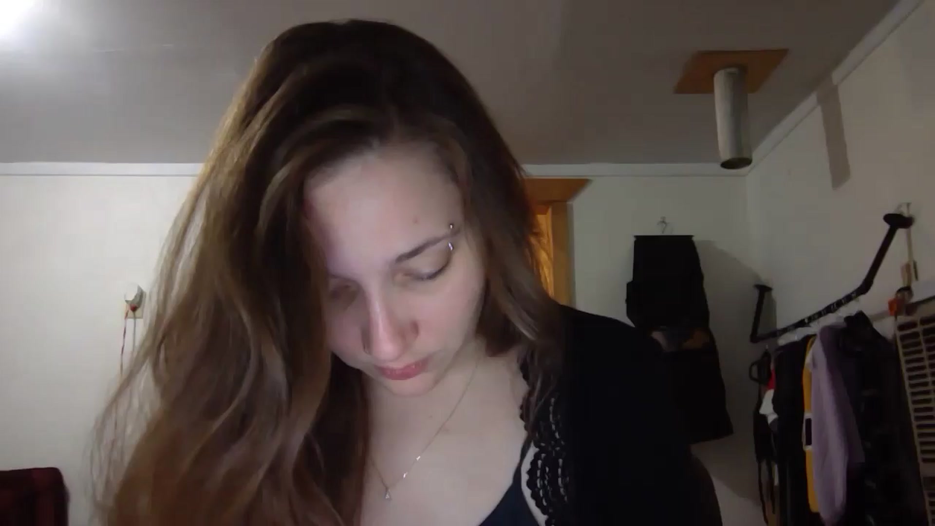 Gallery image thumbnail from hornyhippiexx's myfreecams stream on, 05/09/2025, 09:42 image 20 of 20