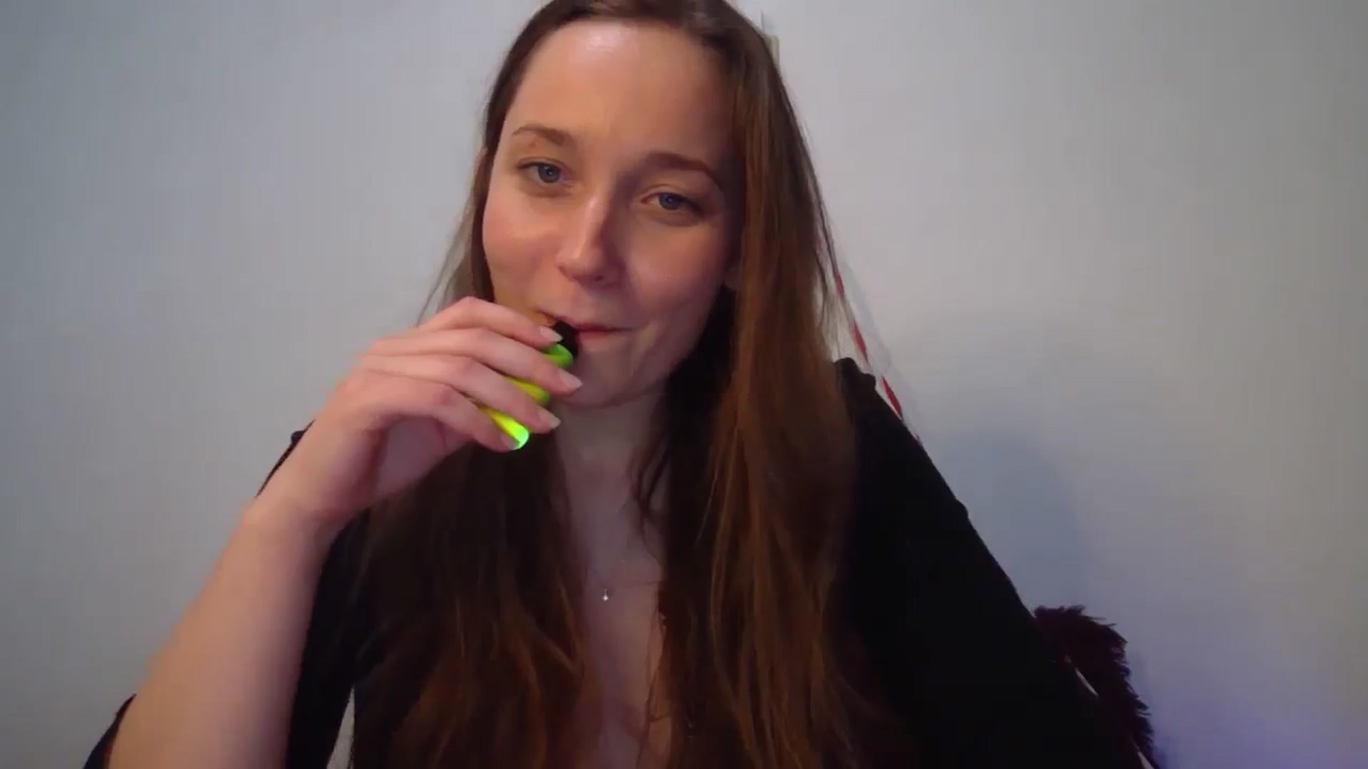Gallery image thumbnail from hornyhippiexx's myfreecams stream on, 11/30/2025, 11:28 image 11 of 20