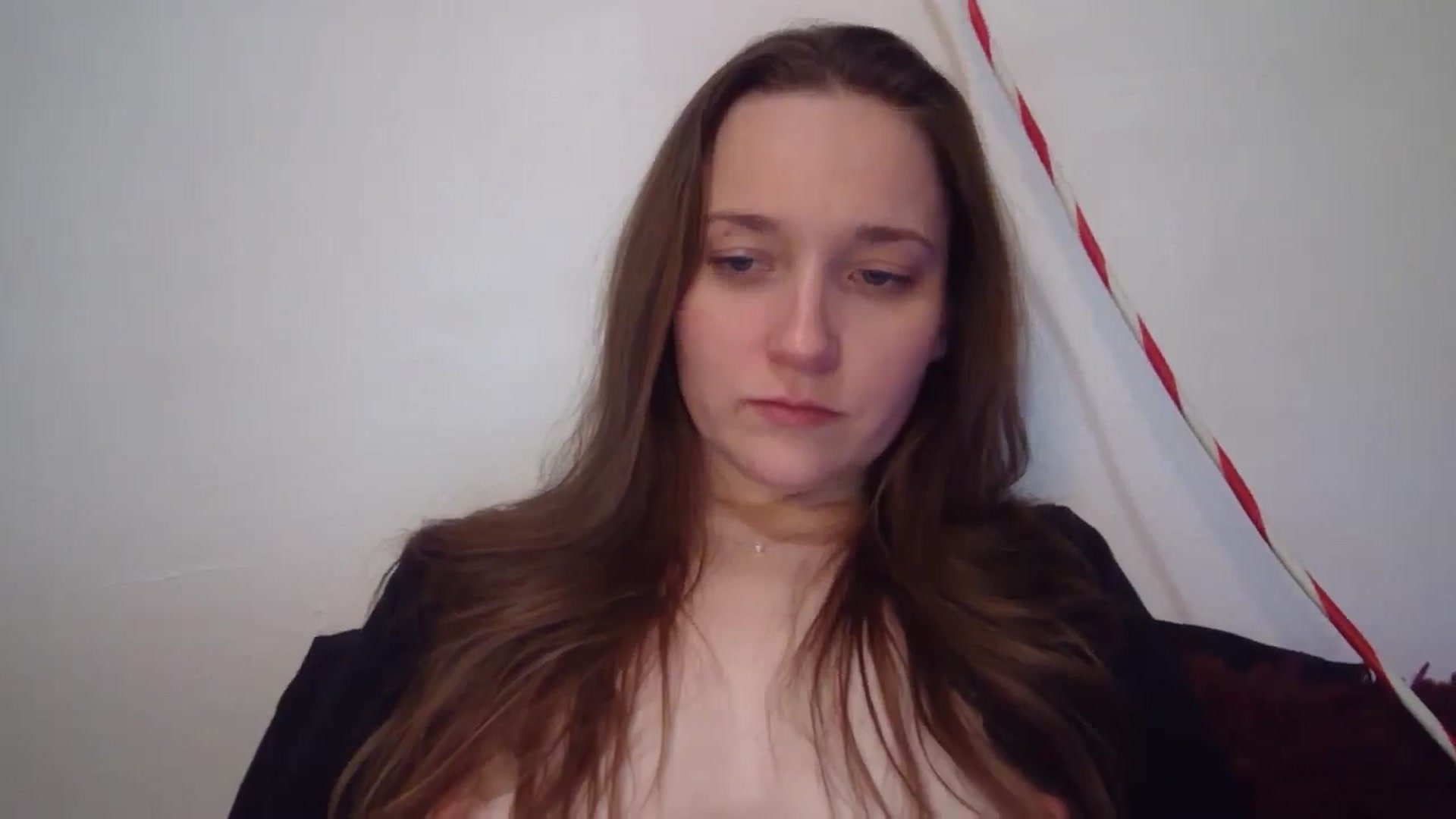 Gallery image thumbnail from hornyhippiexx's myfreecams stream on, 11/30/2025, 11:28 image 16 of 20