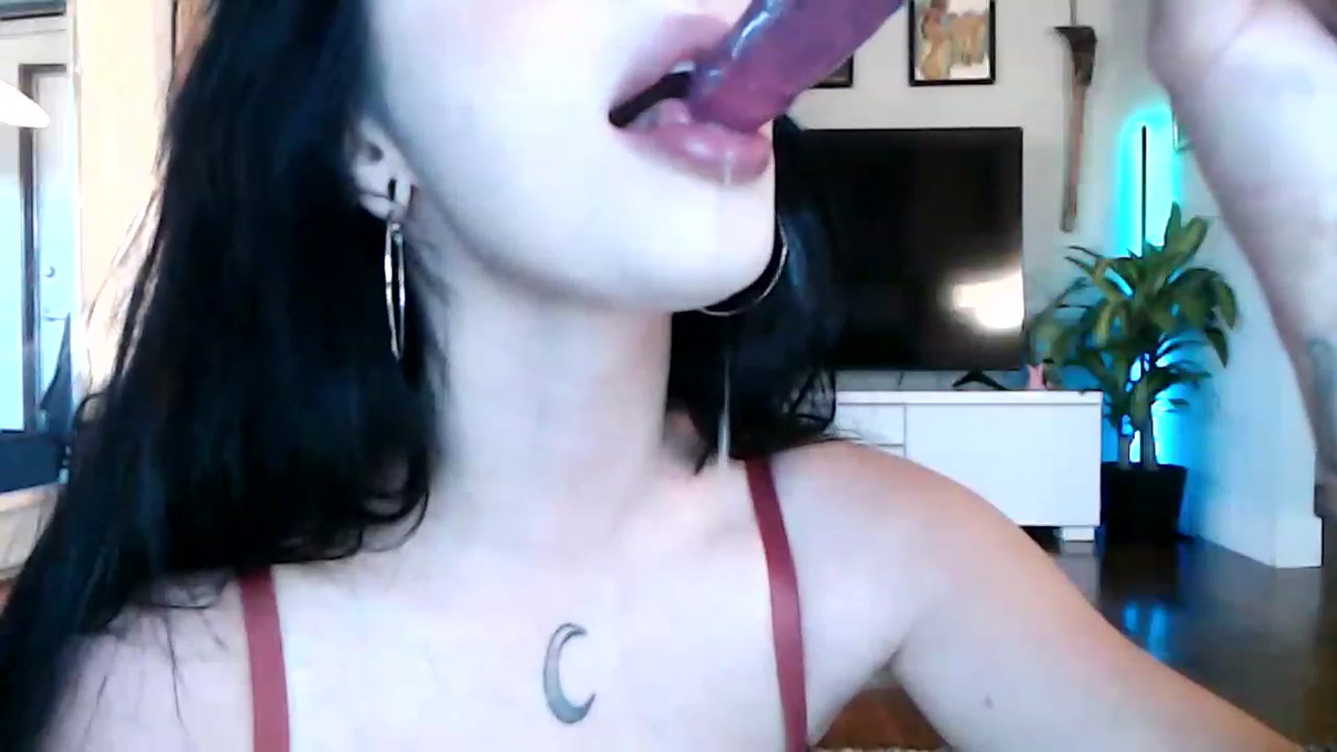 Gallery image thumbnail from hornyunicornn's myfreecams stream on, 11/28/2022, 23:36 image 14 of 20
