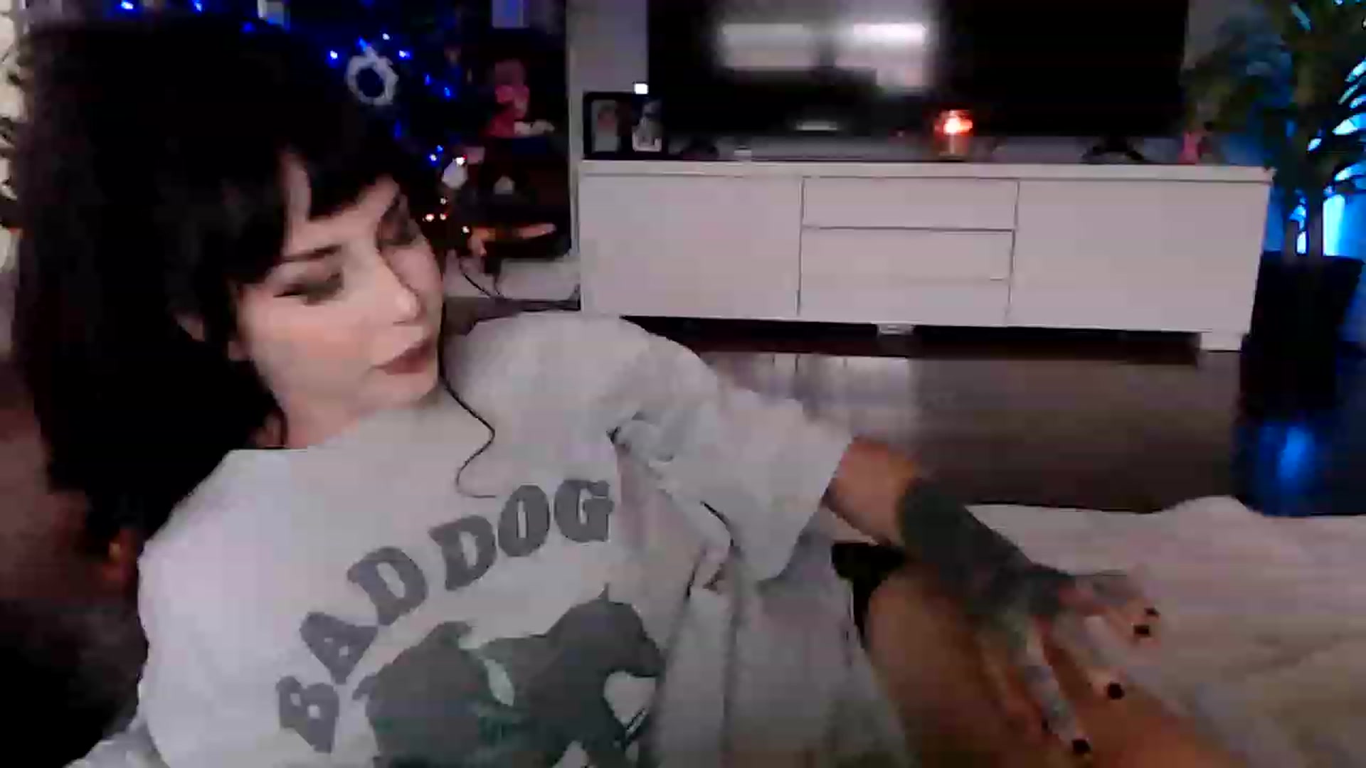 Gallery image thumbnail from hornyunicornn's myfreecams stream on, 12/06/2022, 21:36 image 18 of 20