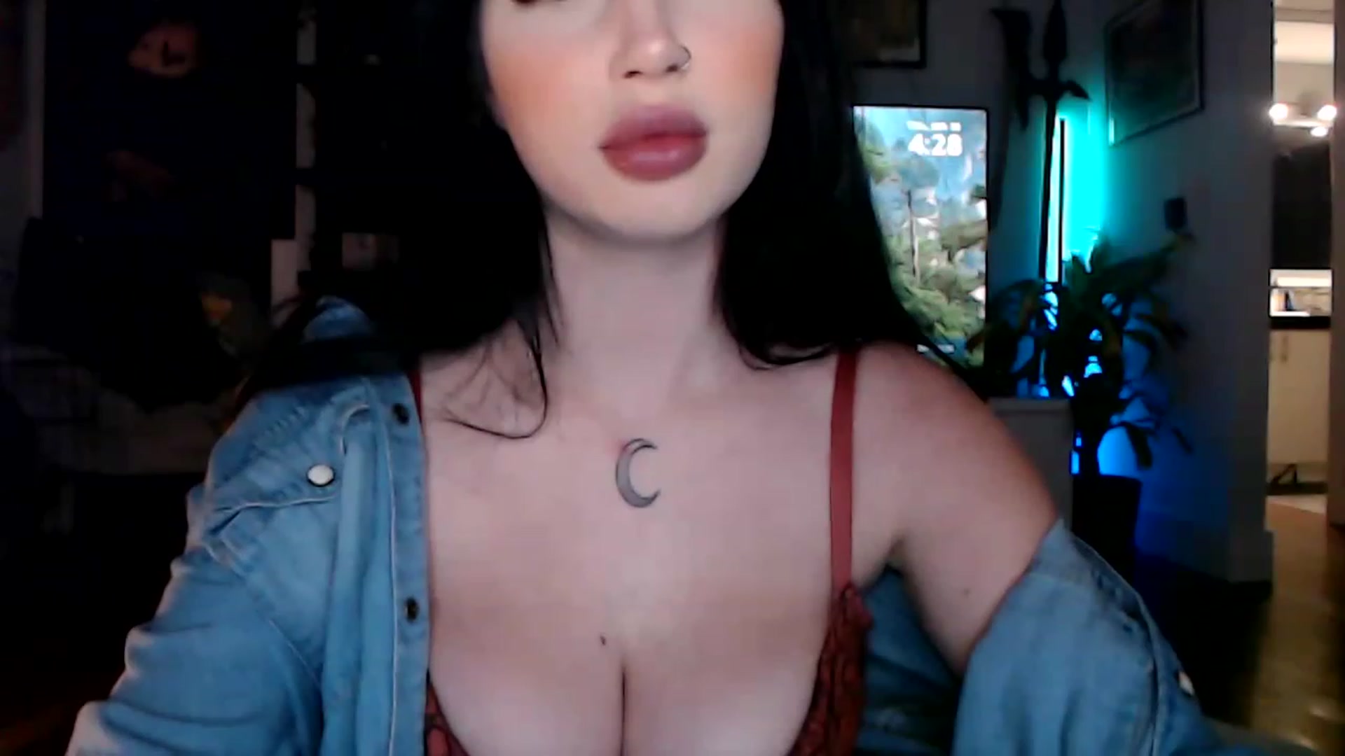 Gallery image thumbnail from hornyunicornn's myfreecams stream on, 01/27/2023, 24:39 image 12 of 20