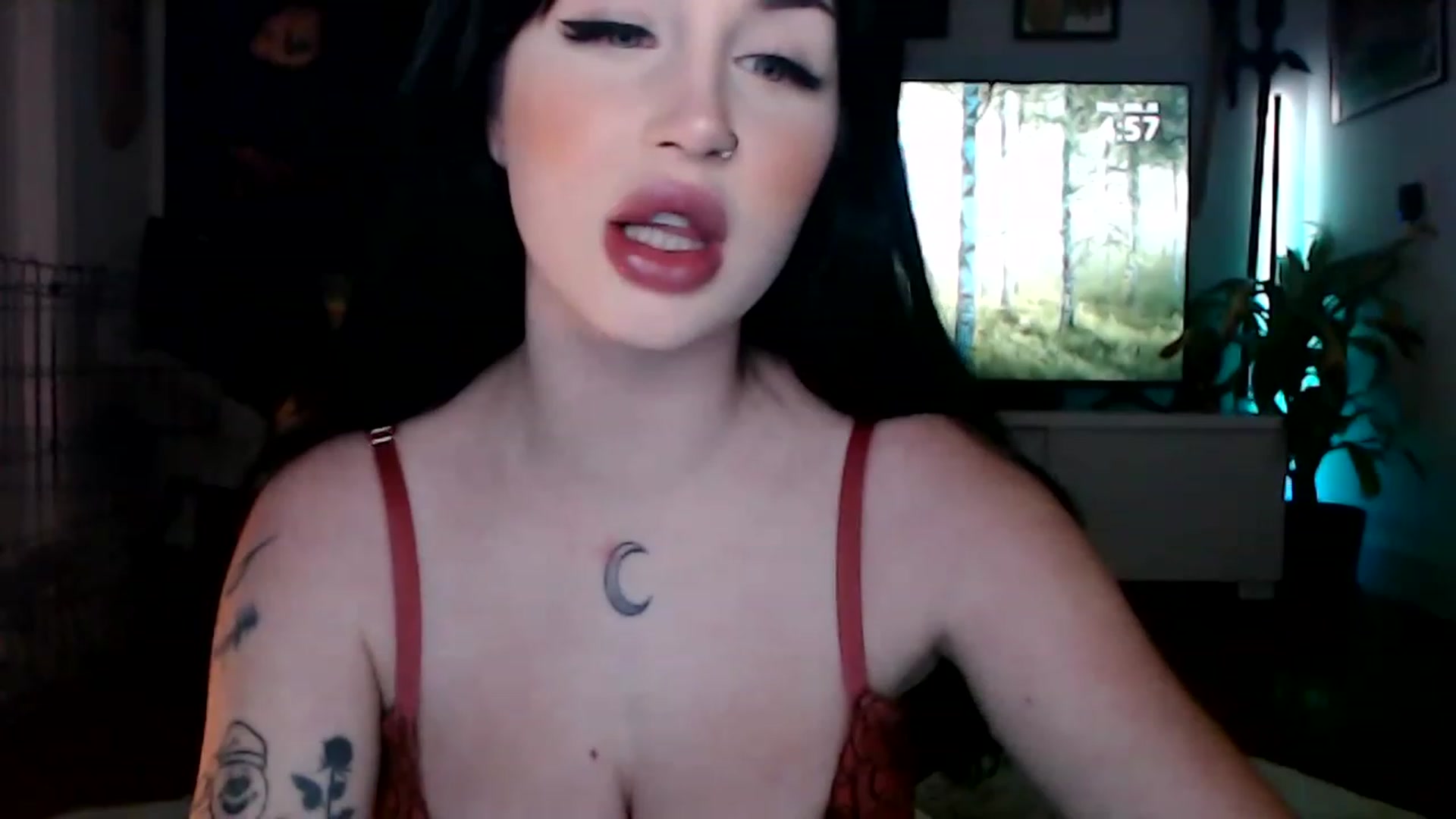 Gallery image thumbnail from hornyunicornn's myfreecams stream on, 01/27/2023, 01:00 image 19 of 20
