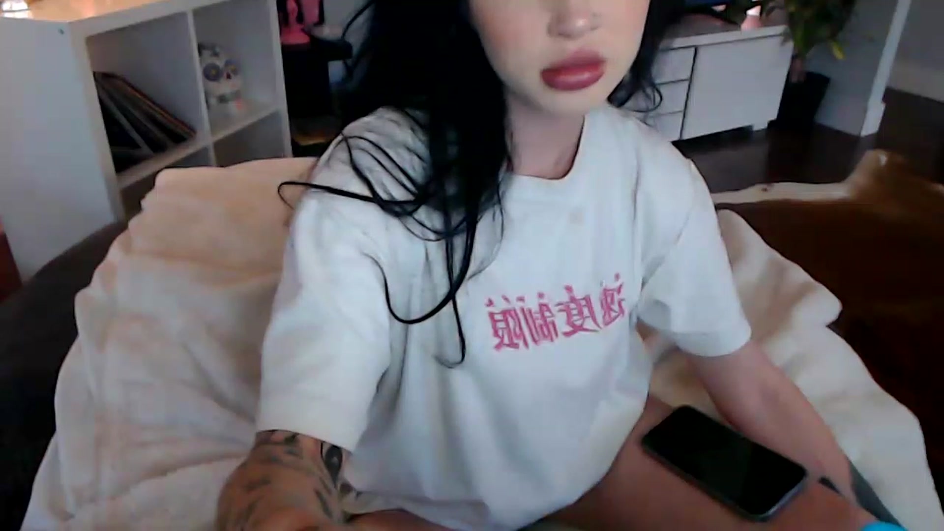 Gallery image thumbnail from hornyunicornn's myfreecams stream on, 02/03/2023, 22:05 image 18 of 20