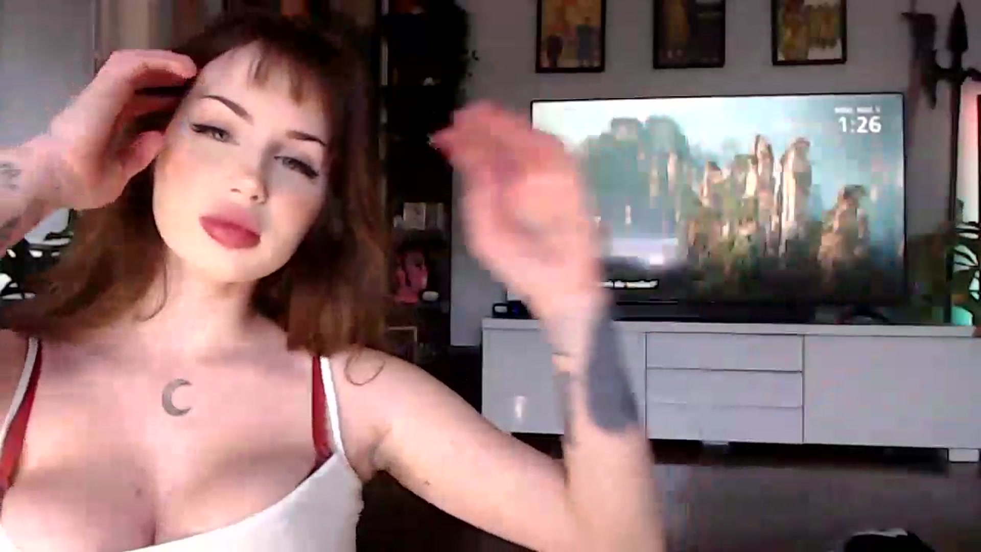 Gallery image thumbnail from hornyunicornn's myfreecams stream on, 03/06/2023, 21:31 image 20 of 20
