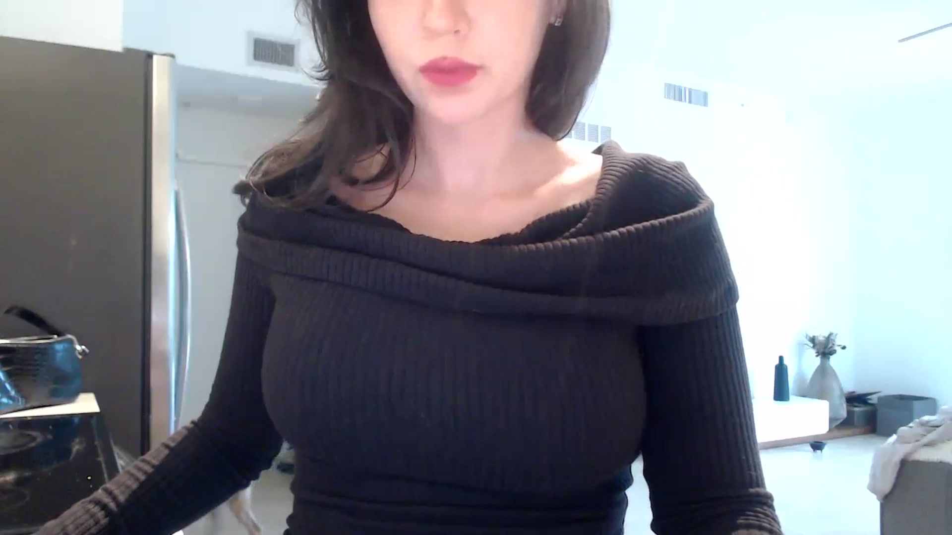 Gallery image thumbnail from hot_emo_girl's myfreecams stream on, 08/18/2024, 22:53 image 20 of 20
