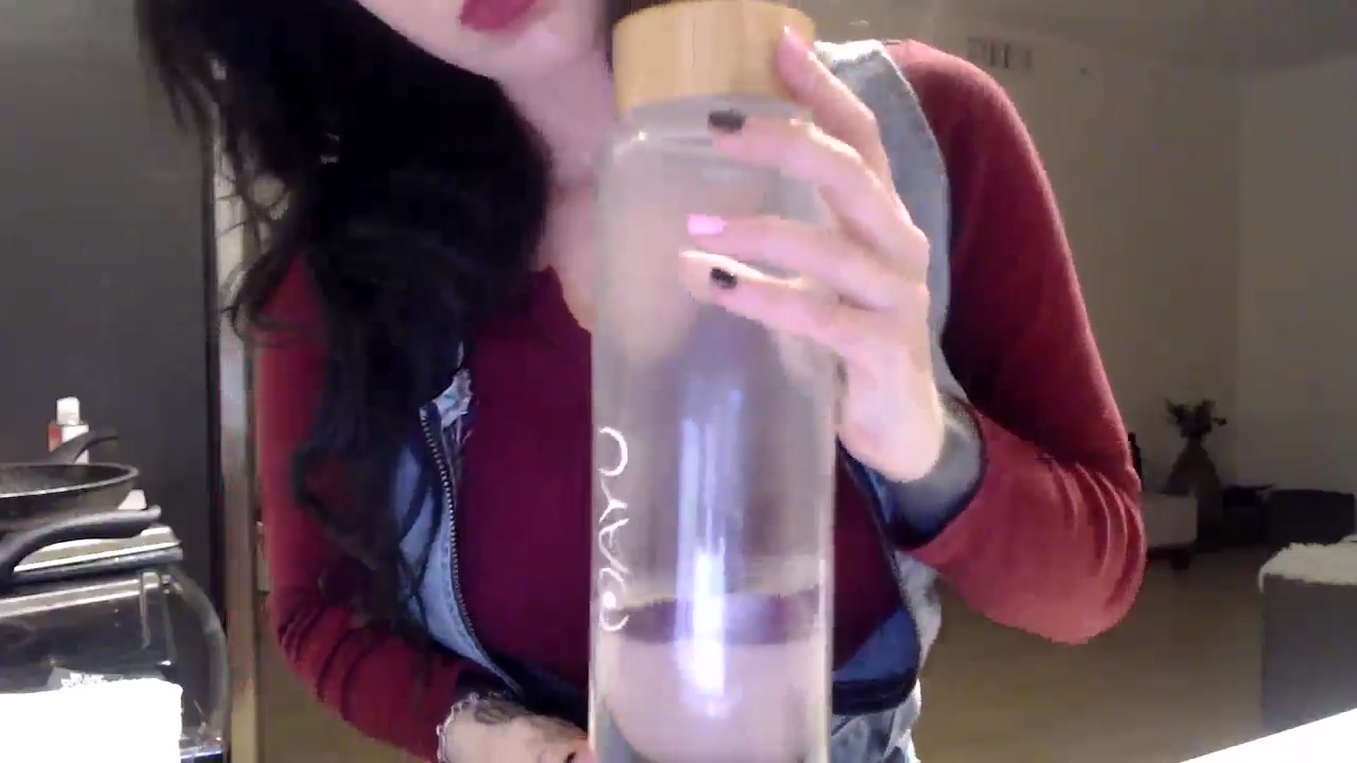 Gallery image thumbnail from hot_emo_girl's myfreecams stream on, 08/21/2024, 02:53 image 15 of 20