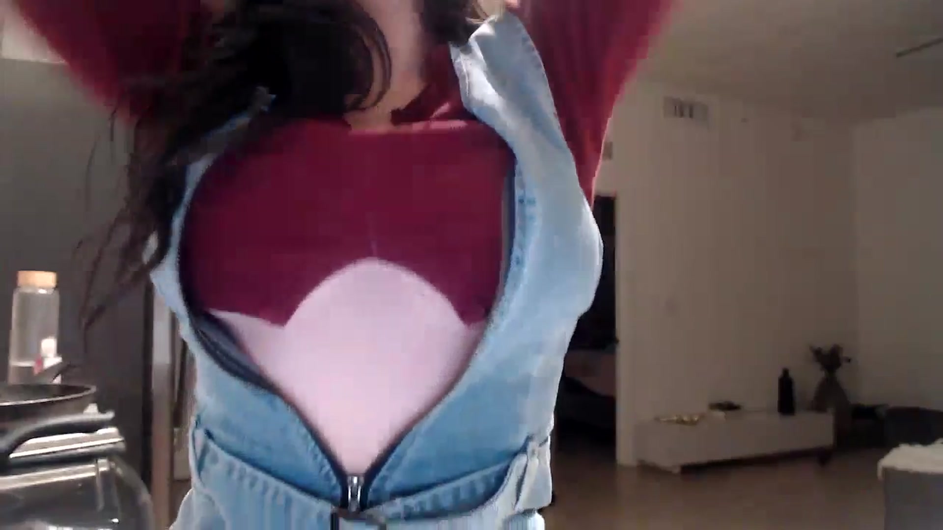 Gallery image thumbnail from hot_emo_girl's myfreecams stream on, 08/21/2024, 02:53 image 7 of 20