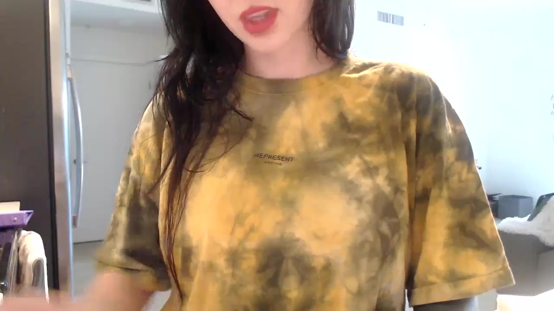 Gallery image thumbnail from hot_emo_girl's myfreecams stream on, 08/21/2024, 23:16 image 9 of 20
