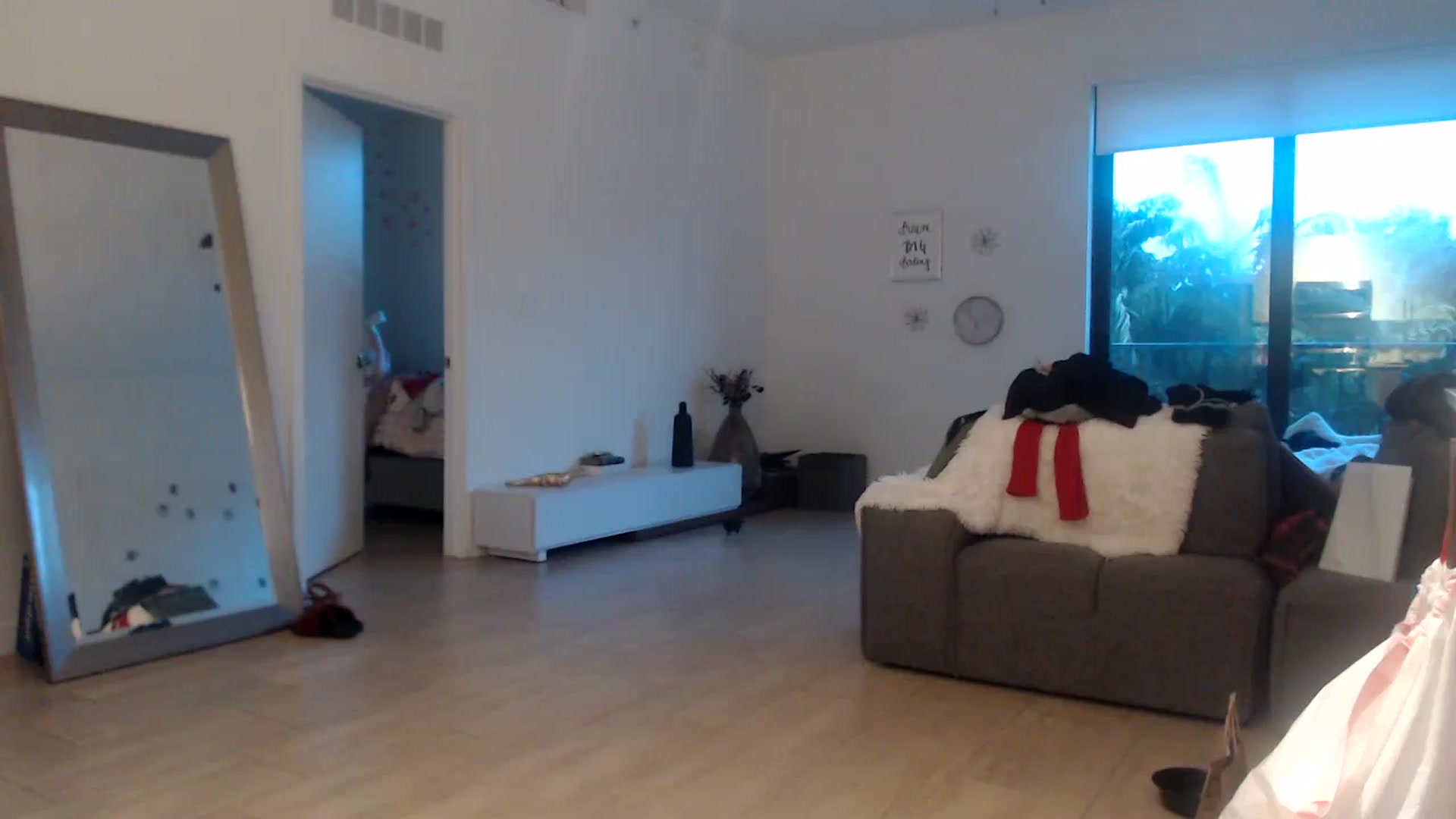 Gallery image thumbnail from hot_emo_girl's myfreecams stream on, 08/22/2024, 24:02 image 16 of 20