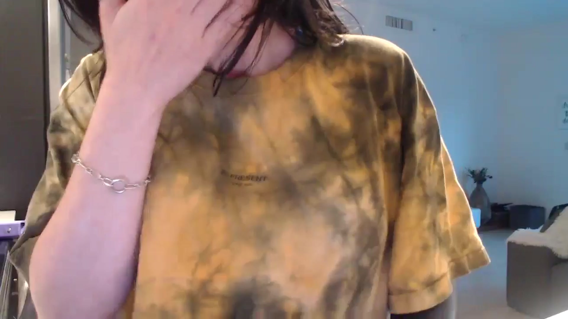Gallery image thumbnail from hot_emo_girl's myfreecams stream on, 08/22/2024, 24:02 image 11 of 20