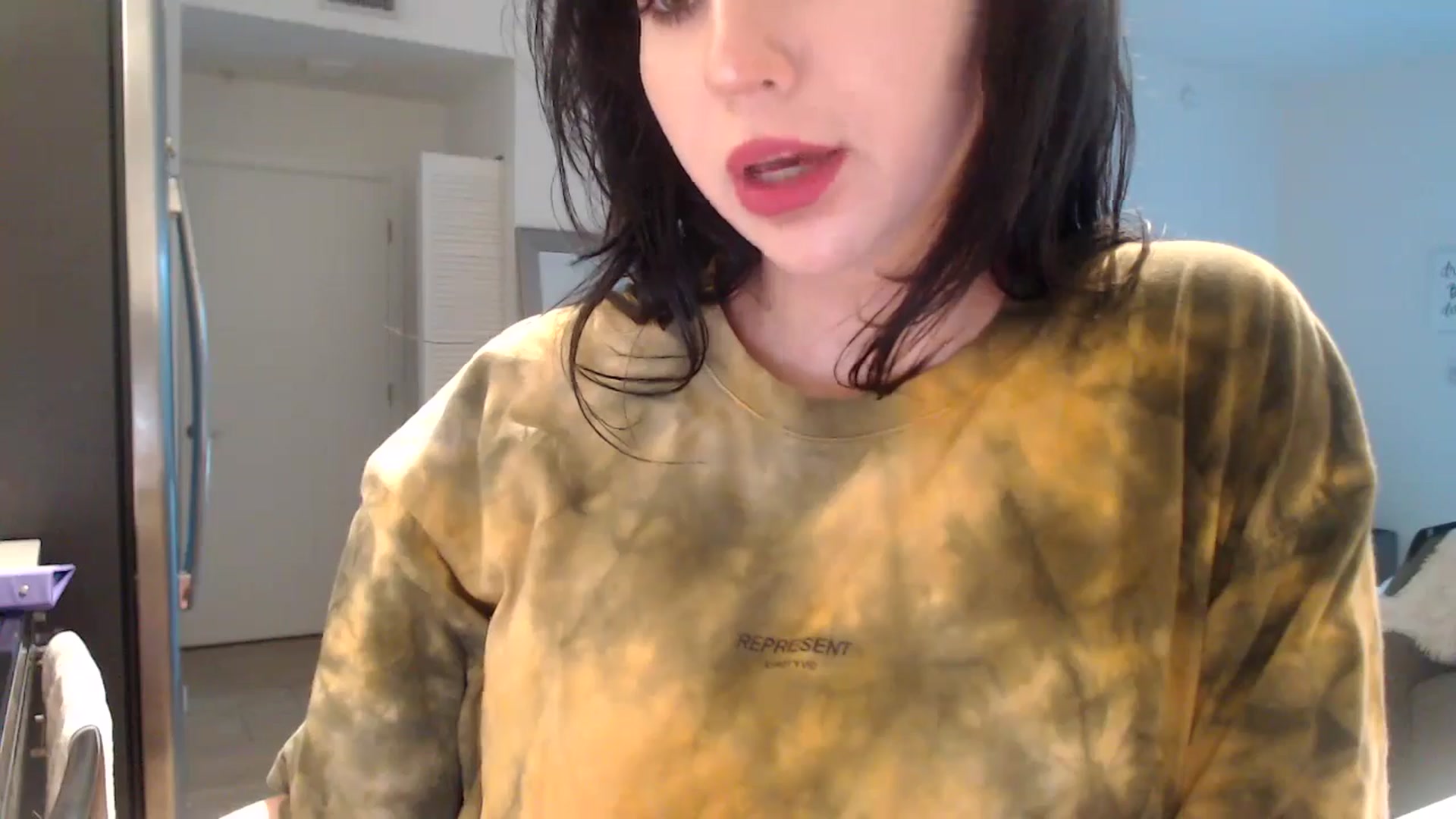 Gallery image thumbnail from hot_emo_girl's myfreecams stream on, 08/22/2024, 24:02 image 9 of 20