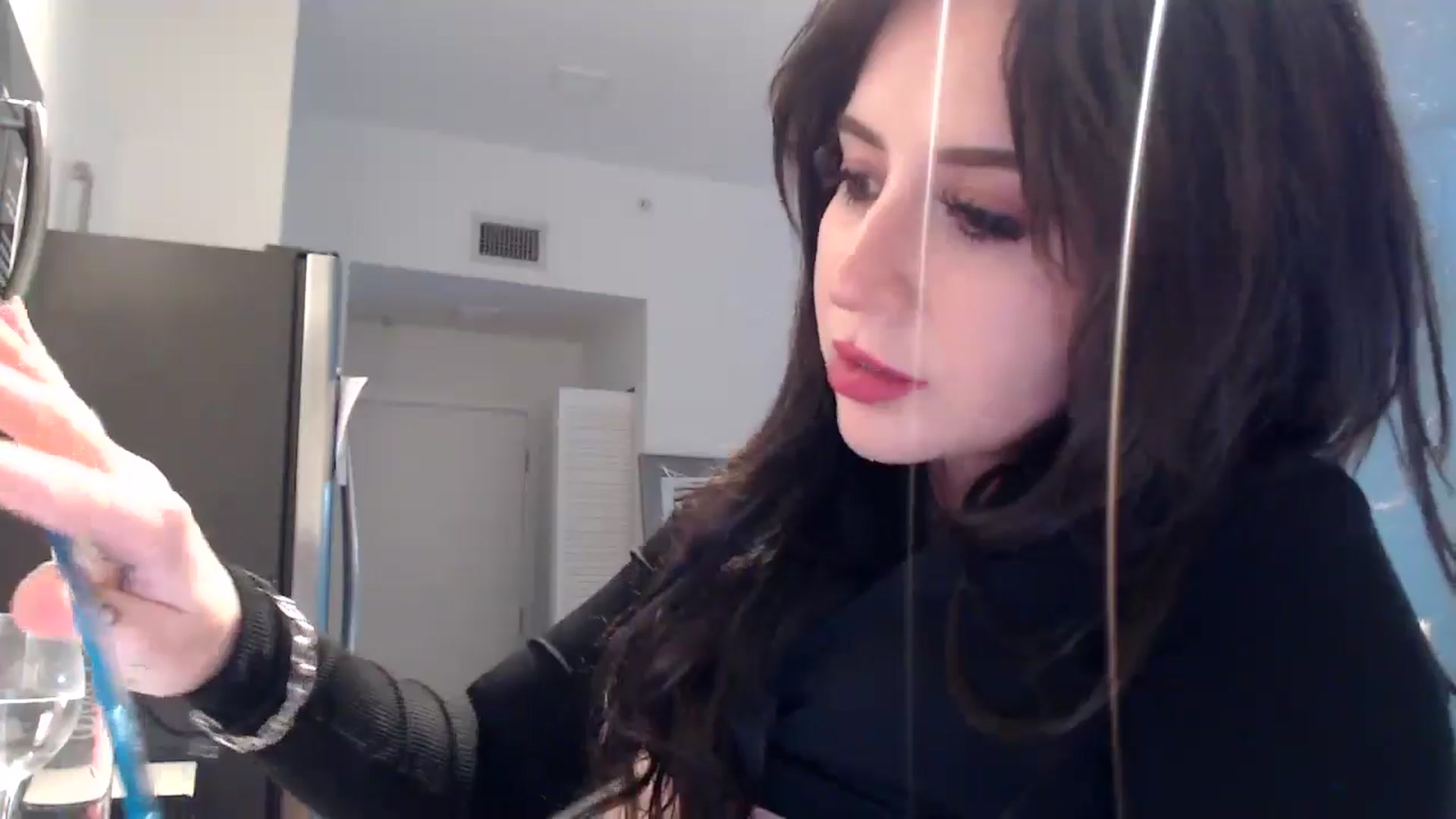 Gallery image thumbnail from hot_emo_girl's myfreecams stream on, 08/26/2024, 24:01 image 5 of 20