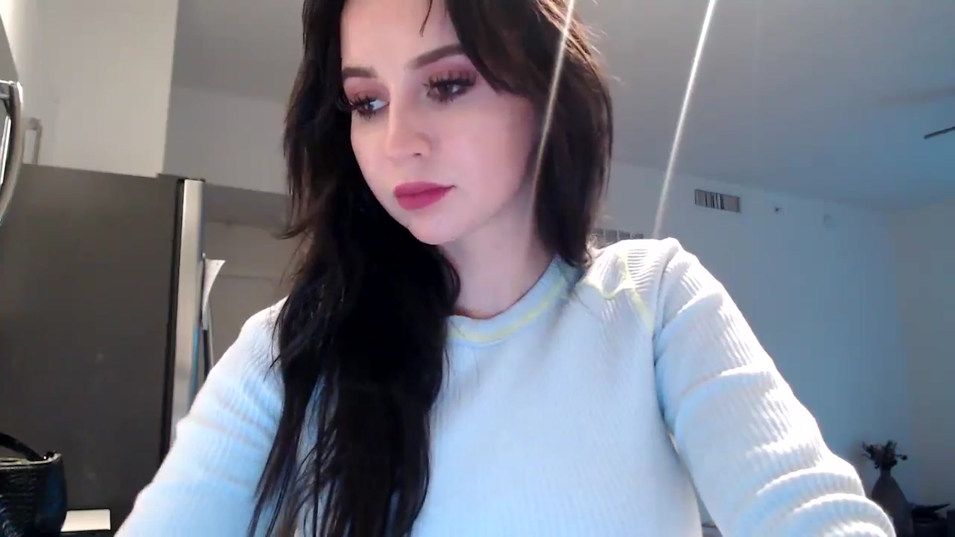 Gallery image thumbnail from hot_emo_girl's myfreecams stream on, 08/28/2024, 23:47 image 16 of 20