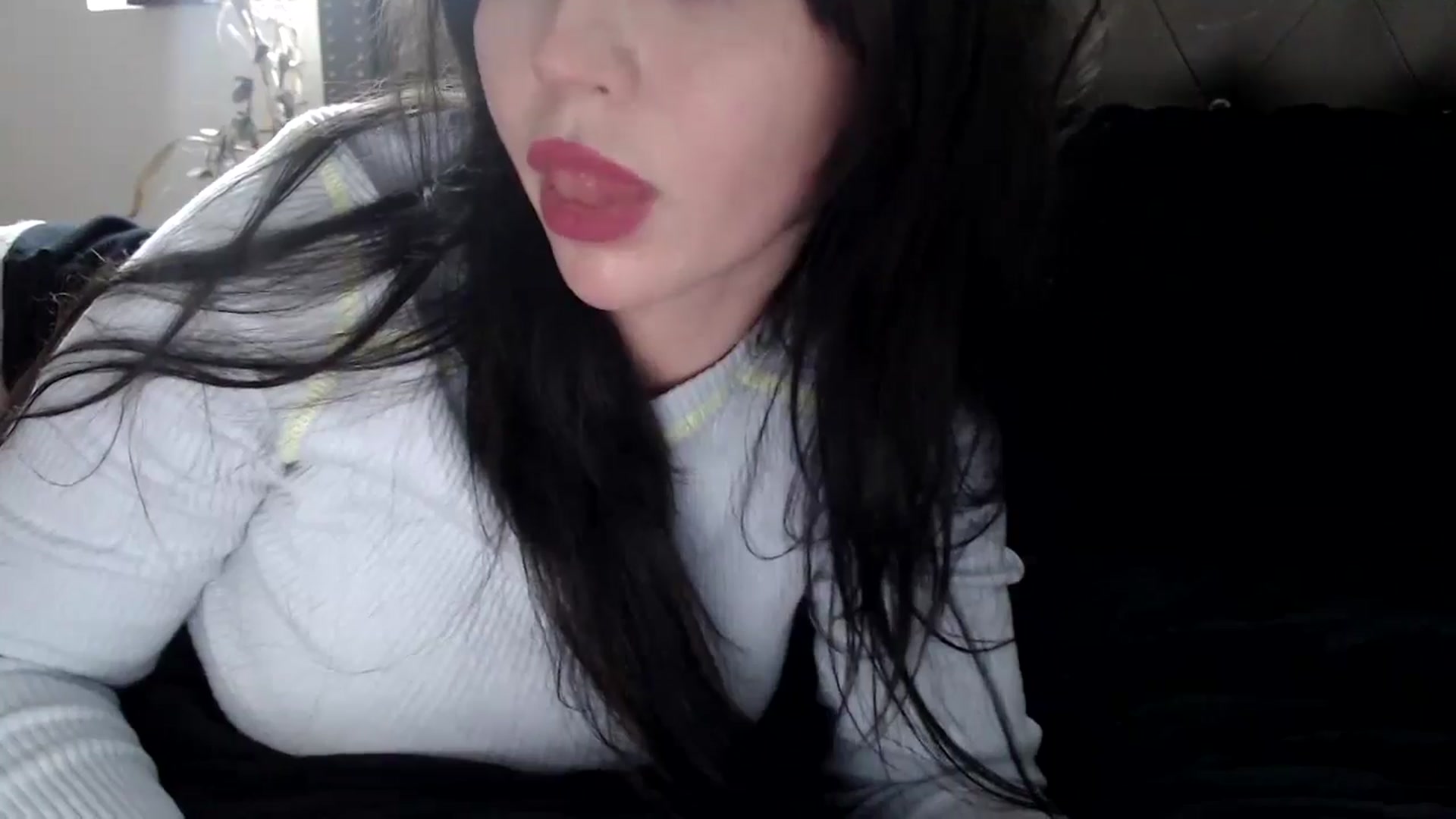 Gallery image thumbnail from hot_emo_girl's myfreecams stream on, 08/28/2024, 23:47 image 5 of 20