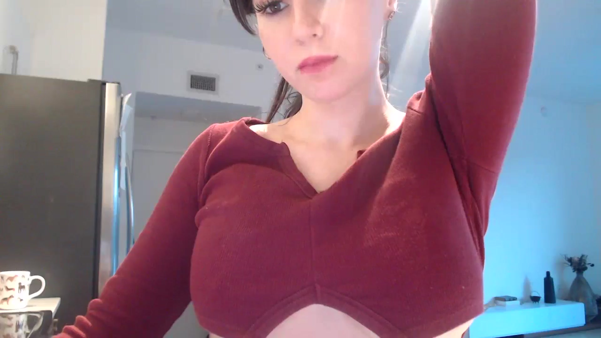 Gallery image thumbnail from hot_emo_girl's myfreecams stream on, 09/06/2024, 23:31 image 2 of 20