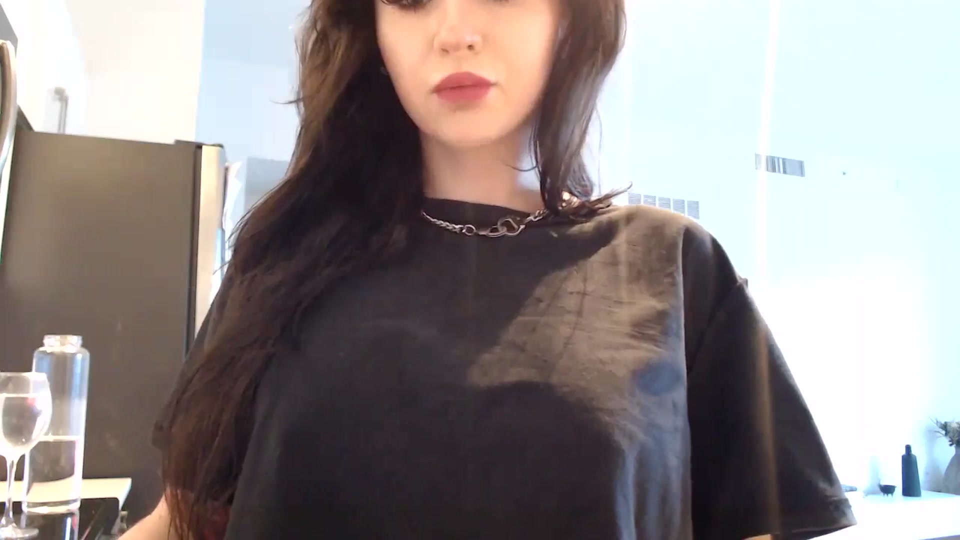 Gallery image thumbnail from hot_emo_girl's myfreecams stream on, 09/07/2024, 22:17 image 19 of 20