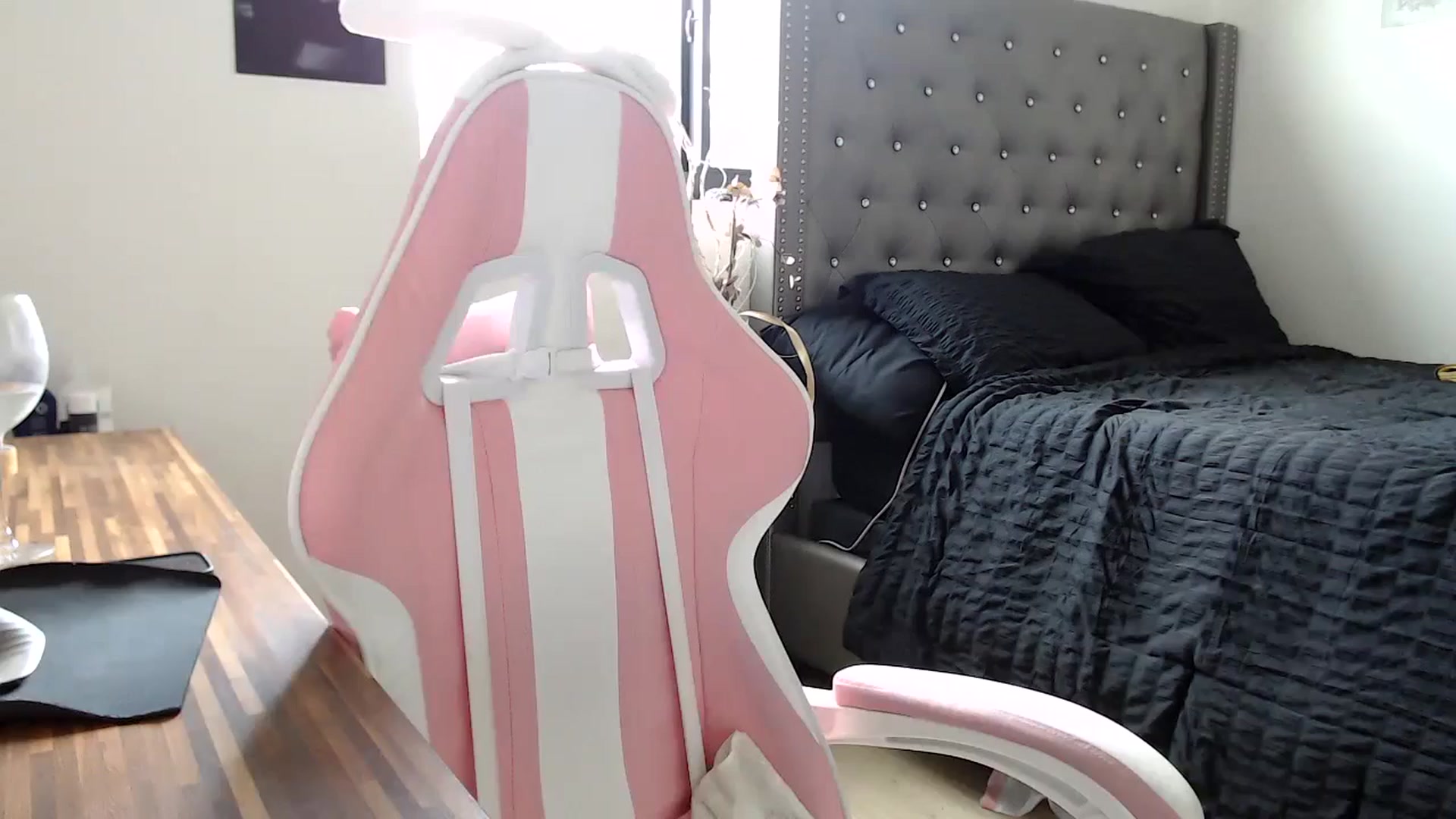 Gallery image thumbnail from hot_emo_girl's myfreecams stream on, 09/12/2024, 20:07 image 19 of 20