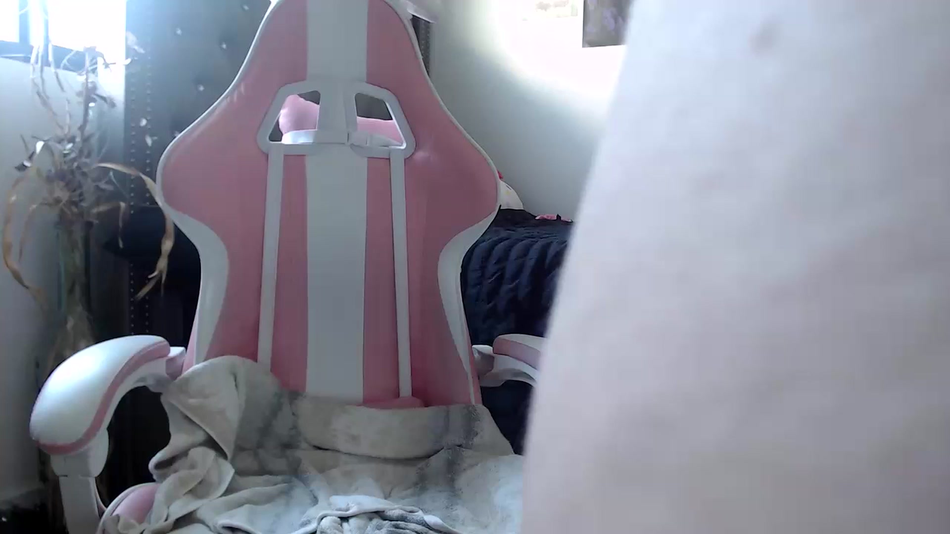 Gallery image thumbnail from hot_emo_girl's myfreecams stream on, 09/13/2024, 19:52 image 18 of 20