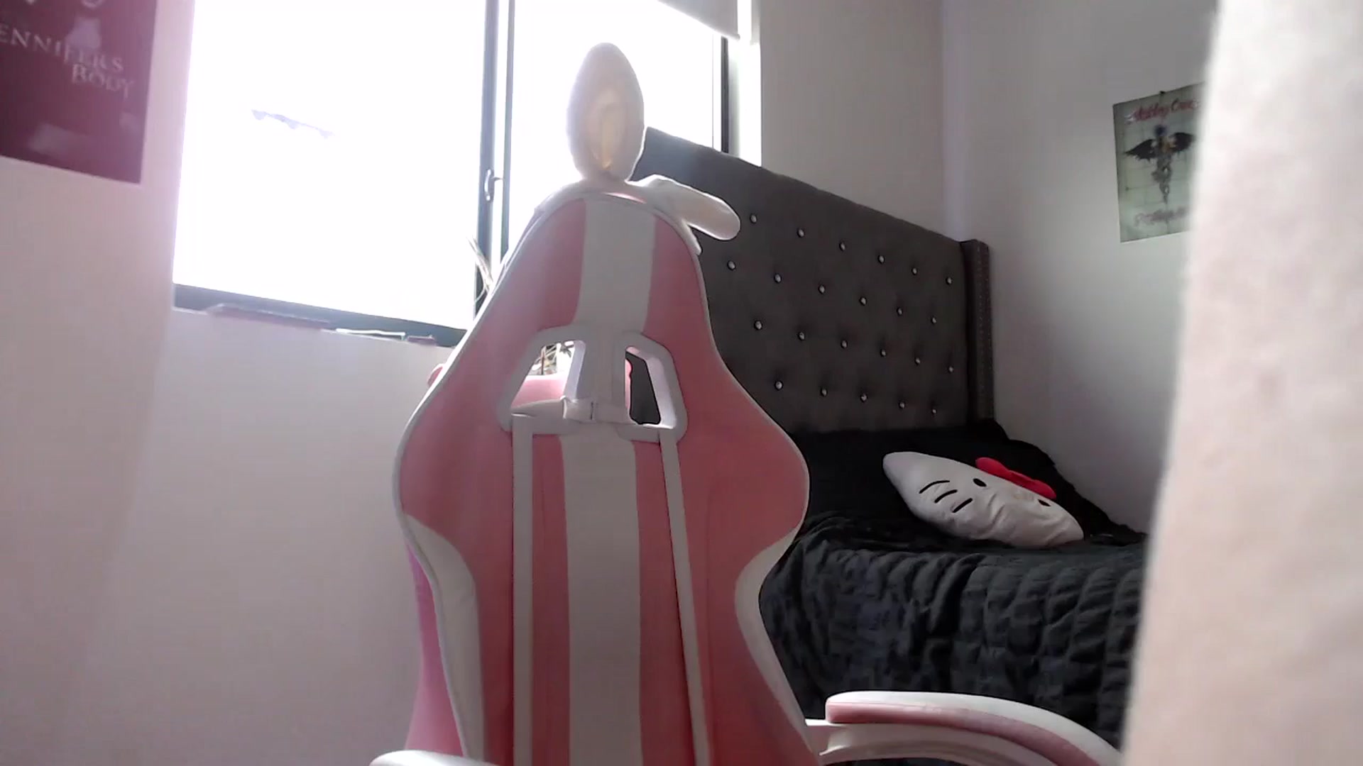 Gallery image thumbnail from hot_emo_girl's myfreecams stream on, 09/15/2024, 22:41 image 13 of 20