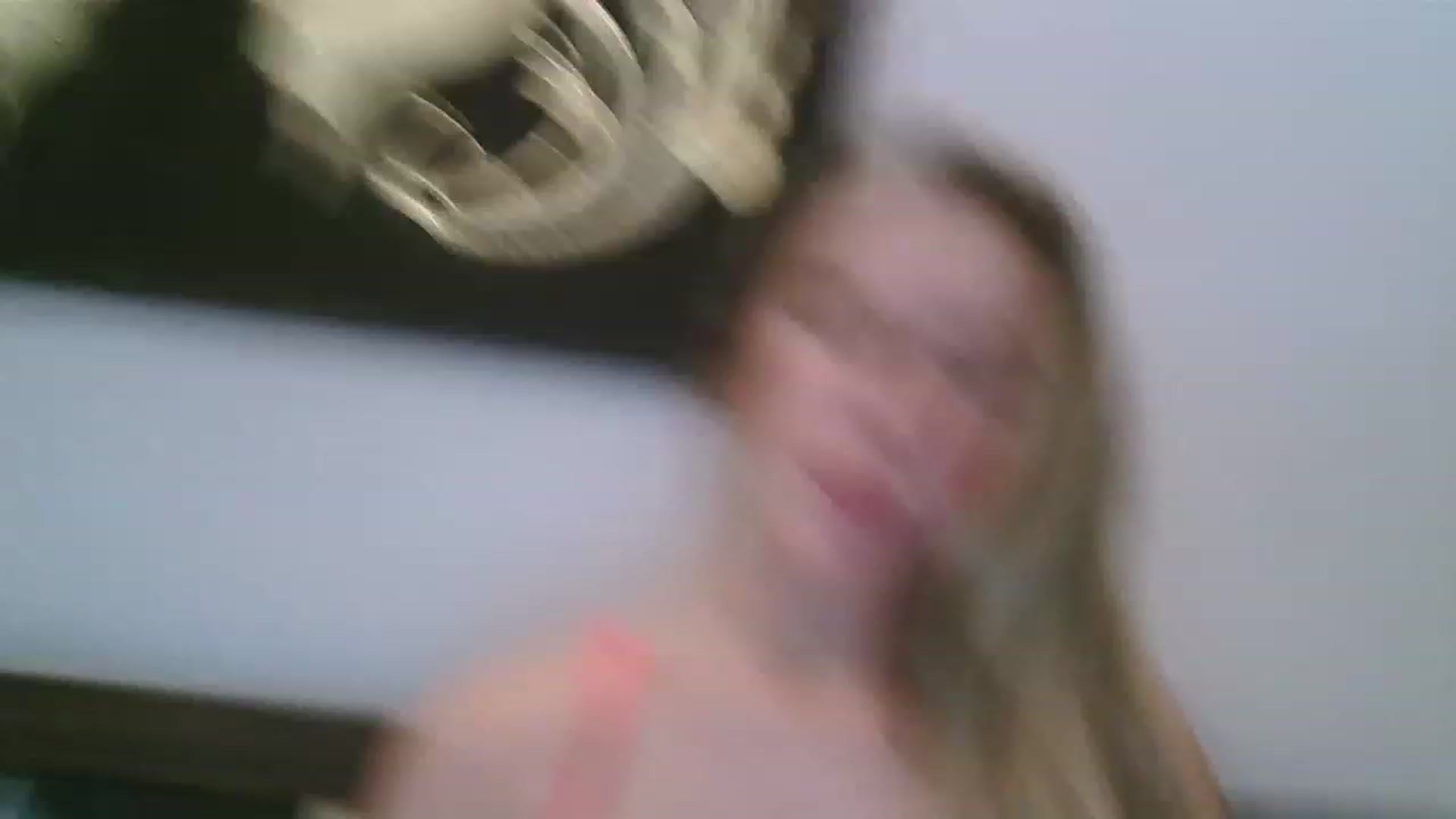 Gallery image thumbnail from hotbaby08's myfreecams stream on, 12/19/2022, 09:09 image 10 of 20