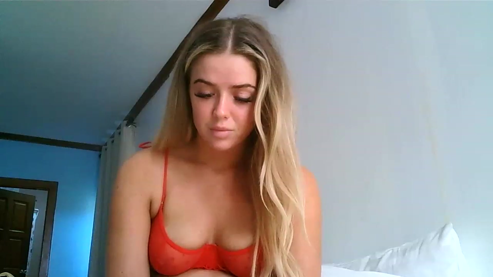 Gallery image thumbnail from hotbaby08's myfreecams stream on, 01/16/2023, 07:26 image 17 of 20
