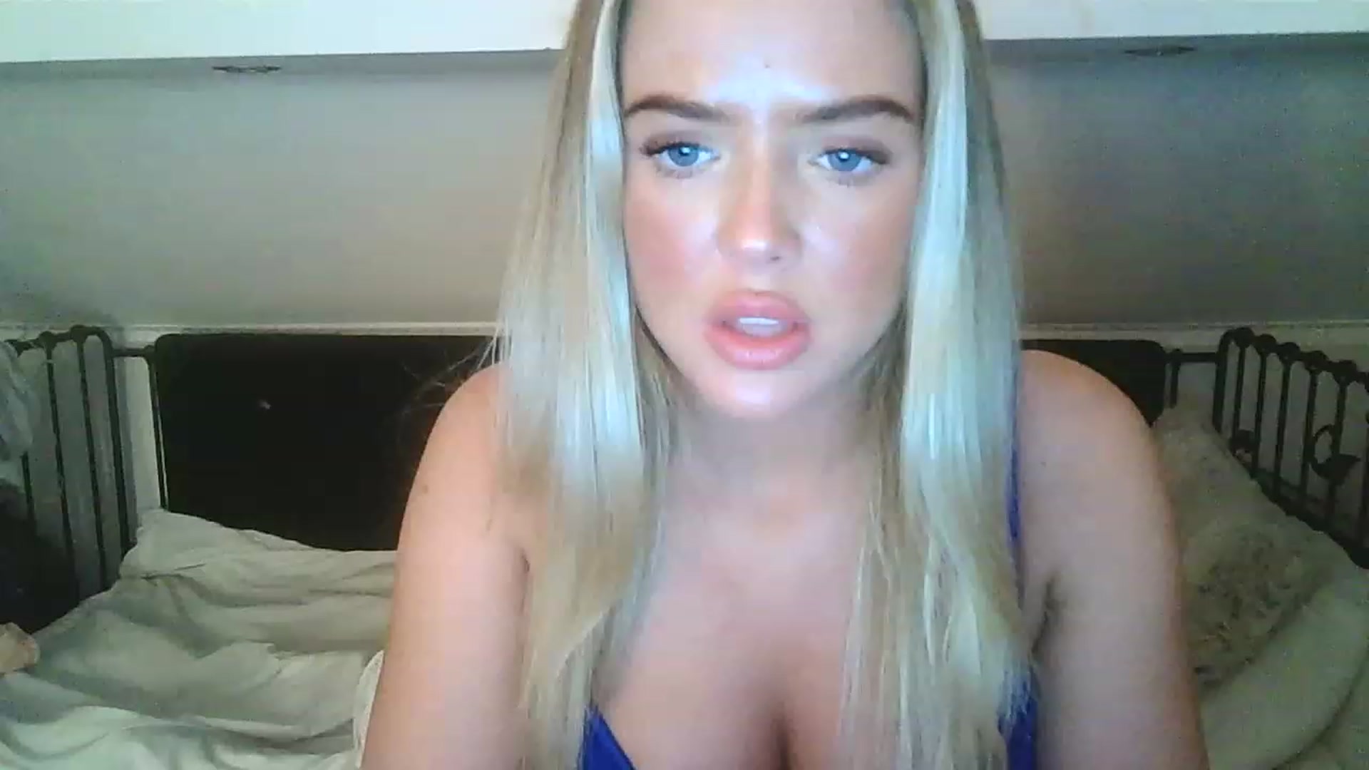 Gallery image thumbnail from hotbaby08's myfreecams stream on, 02/28/2023, 21:06 image 1 of 20
