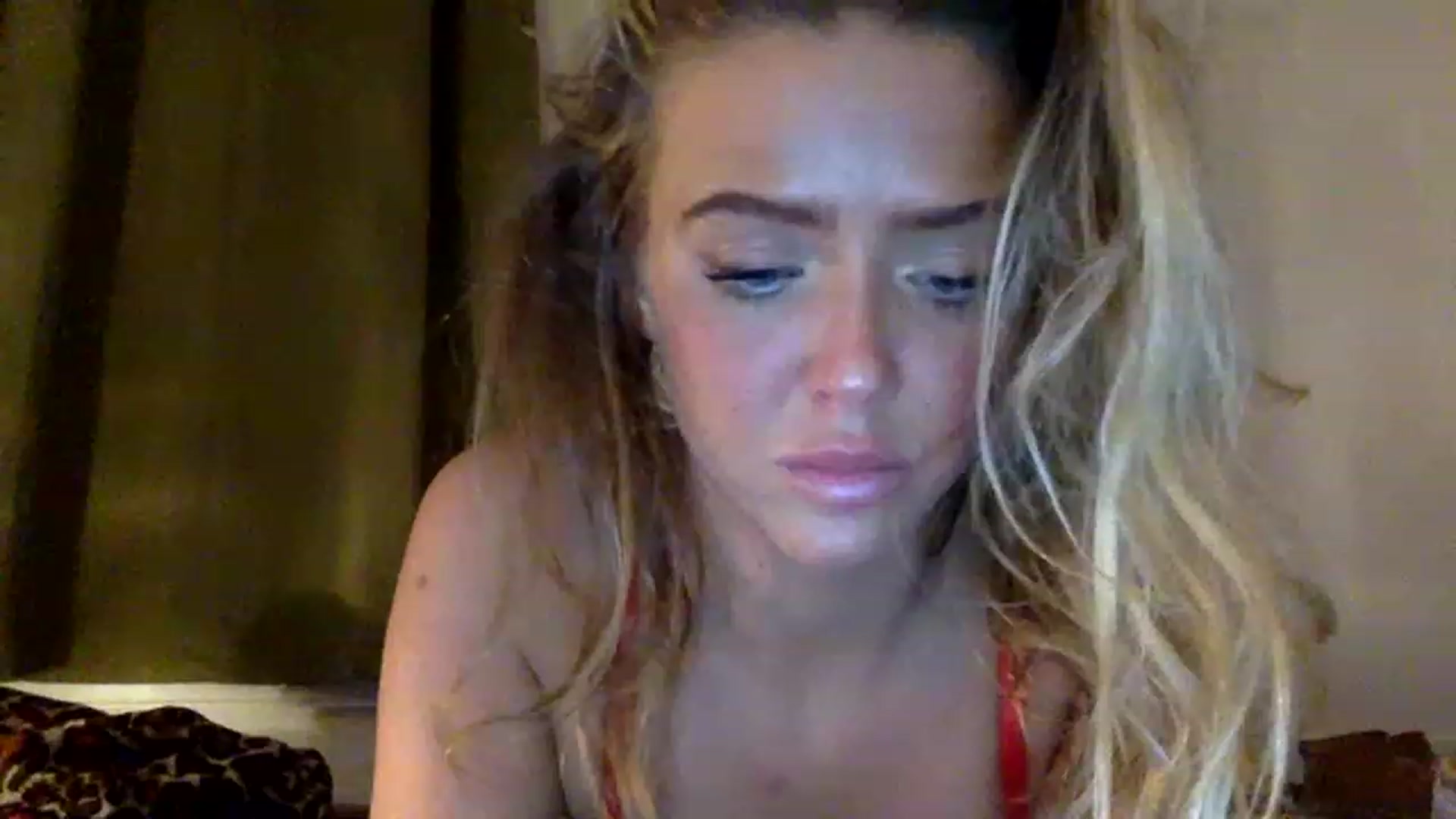 Gallery image thumbnail from hotbaby08's myfreecams stream on, 04/01/2023, 22:51 image 11 of 20