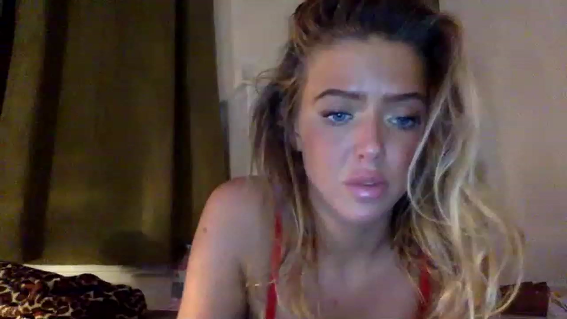 Gallery image thumbnail from hotbaby08's myfreecams stream on, 04/01/2023, 22:51 image 16 of 20