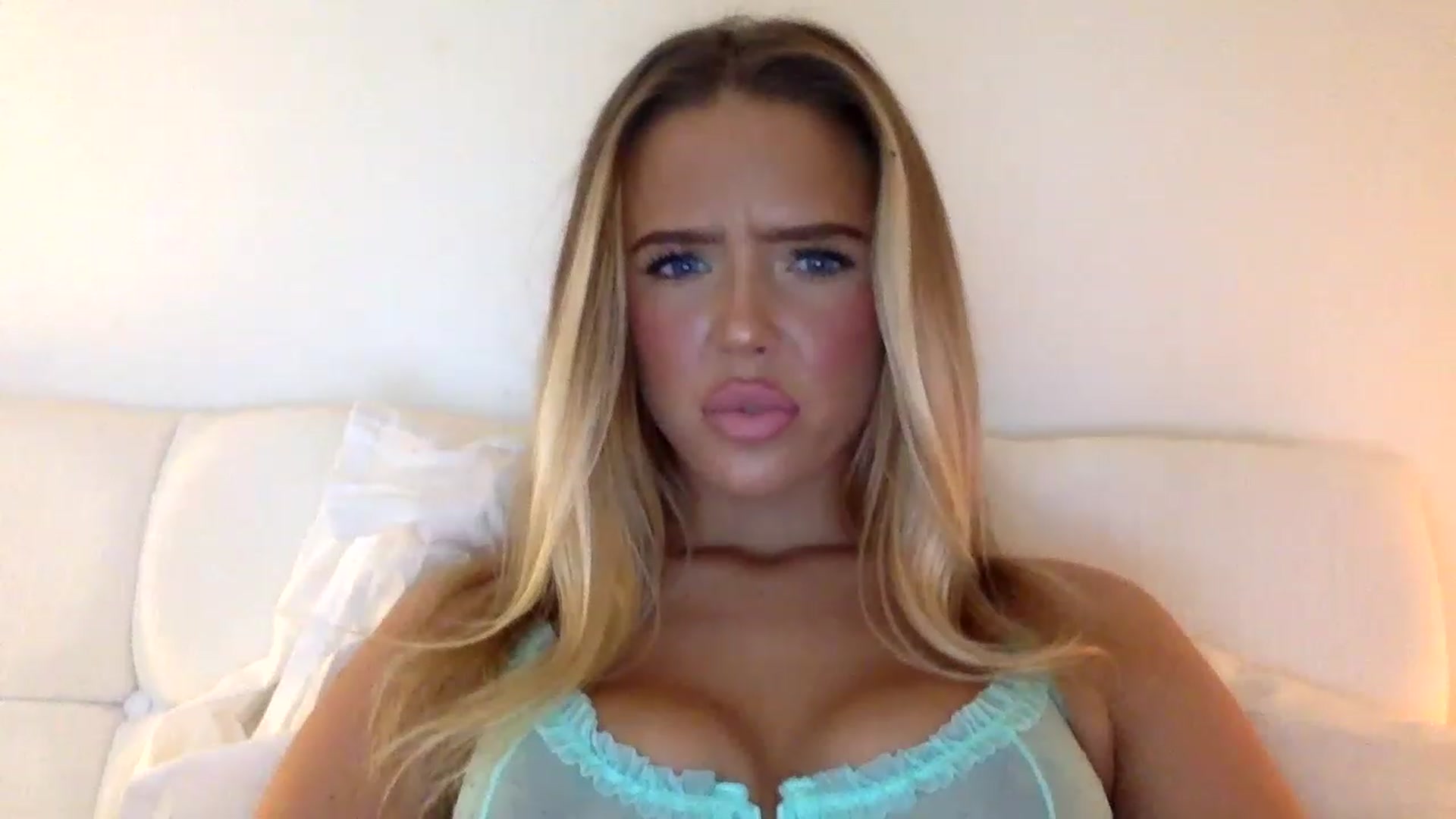 Gallery image thumbnail from hotbaby08's myfreecams stream on, 04/05/2023, 12:43 image 3 of 20