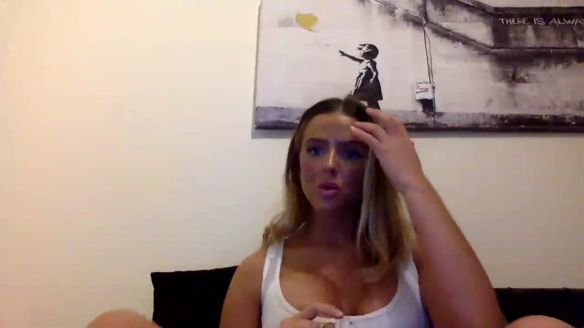 Gallery image thumbnail from hotbaby08's myfreecams stream on, 05/02/2023, 10:53 image 20 of 20