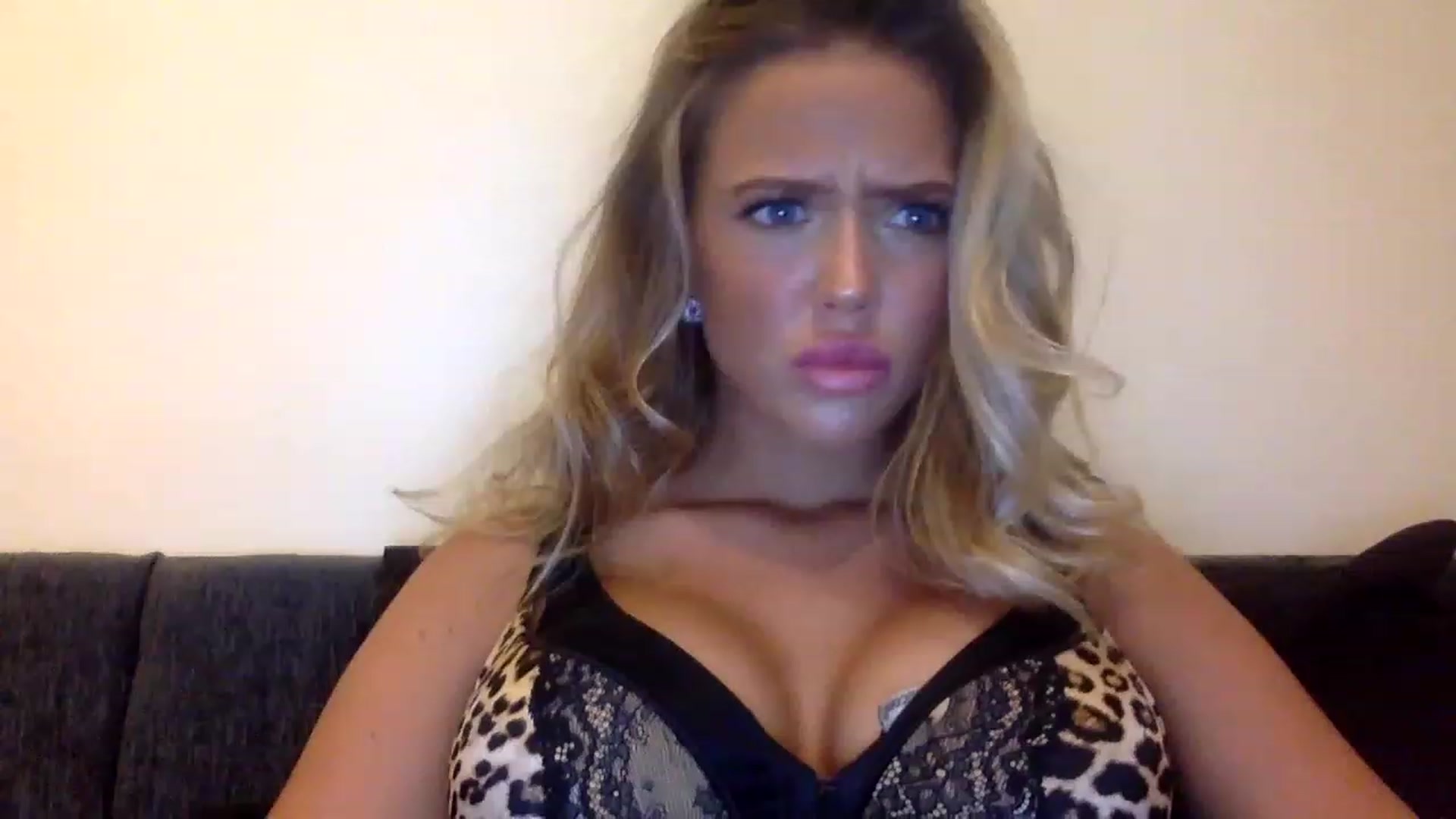 Gallery image thumbnail from hotbaby08's myfreecams stream on, 05/17/2023, 14:47 image 5 of 20