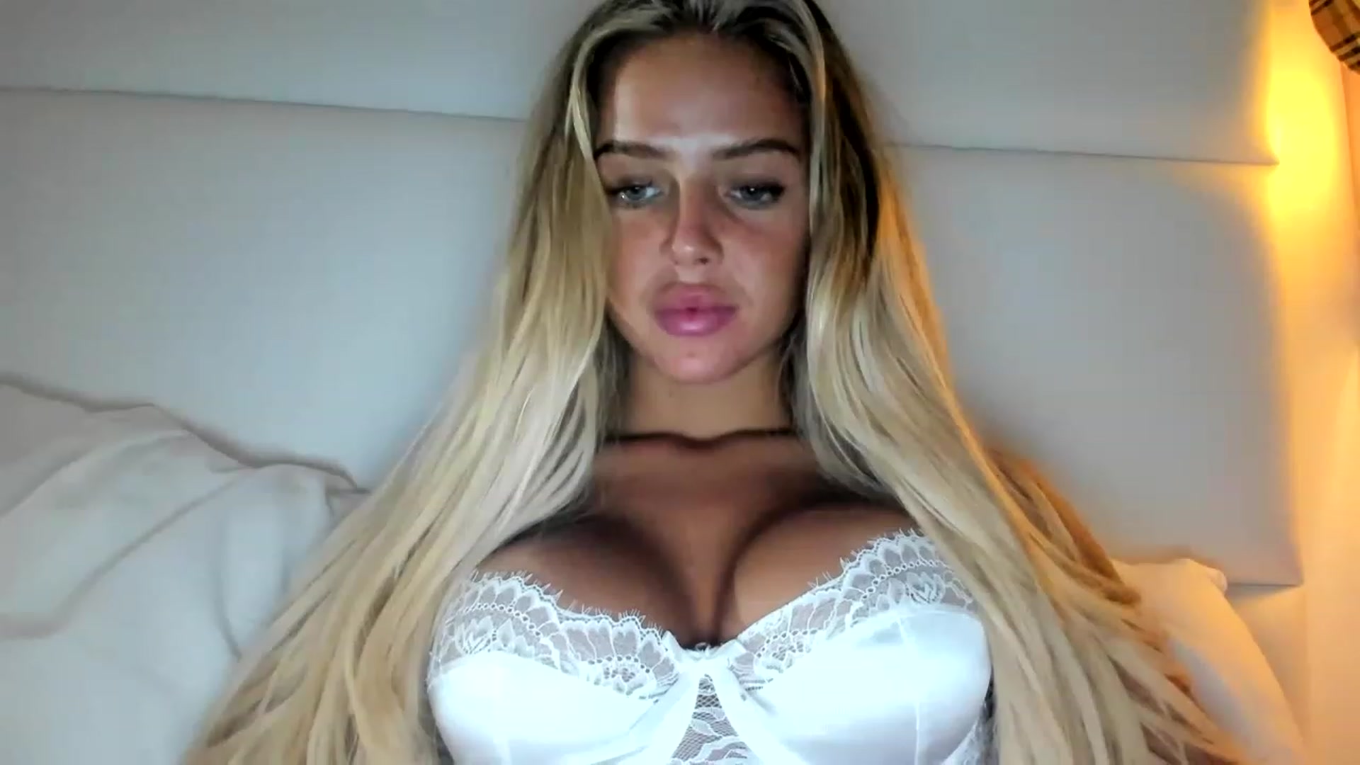 Gallery image thumbnail from hotbaby08's myfreecams stream on, 06/30/2023, 22:10 image 14 of 20