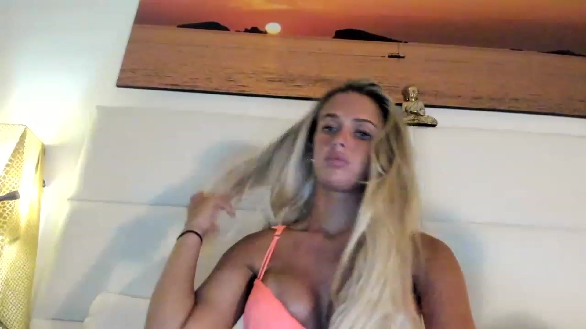 Gallery image thumbnail from hotbaby08's myfreecams stream on, 07/14/2023, 22:19 image 7 of 20