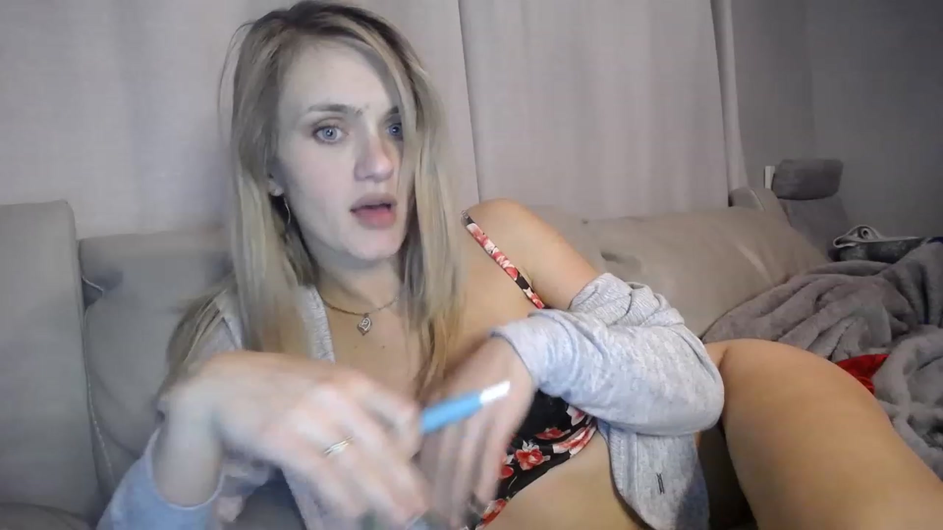 Gallery image thumbnail from hotjessyca91's myfreecams stream on, 11/23/2022, 21:07 image 4 of 20